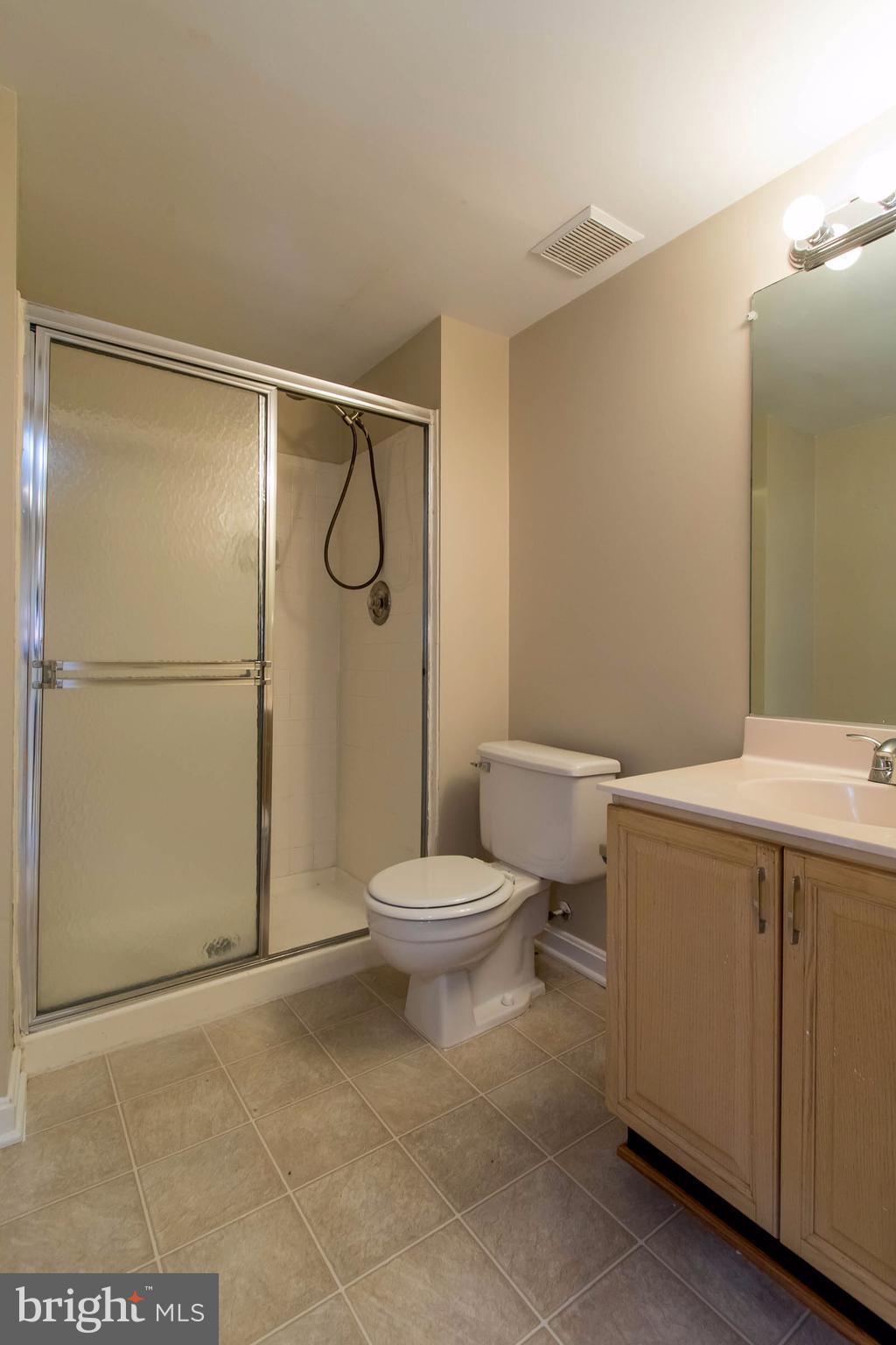 KINGSTOWNE - Residential