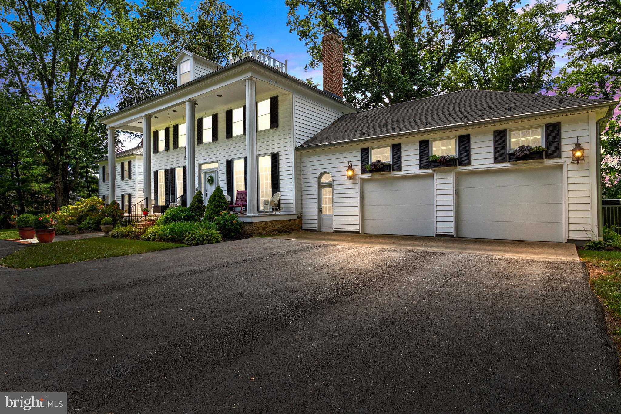 ROCHELLE MEADOWS - Residential