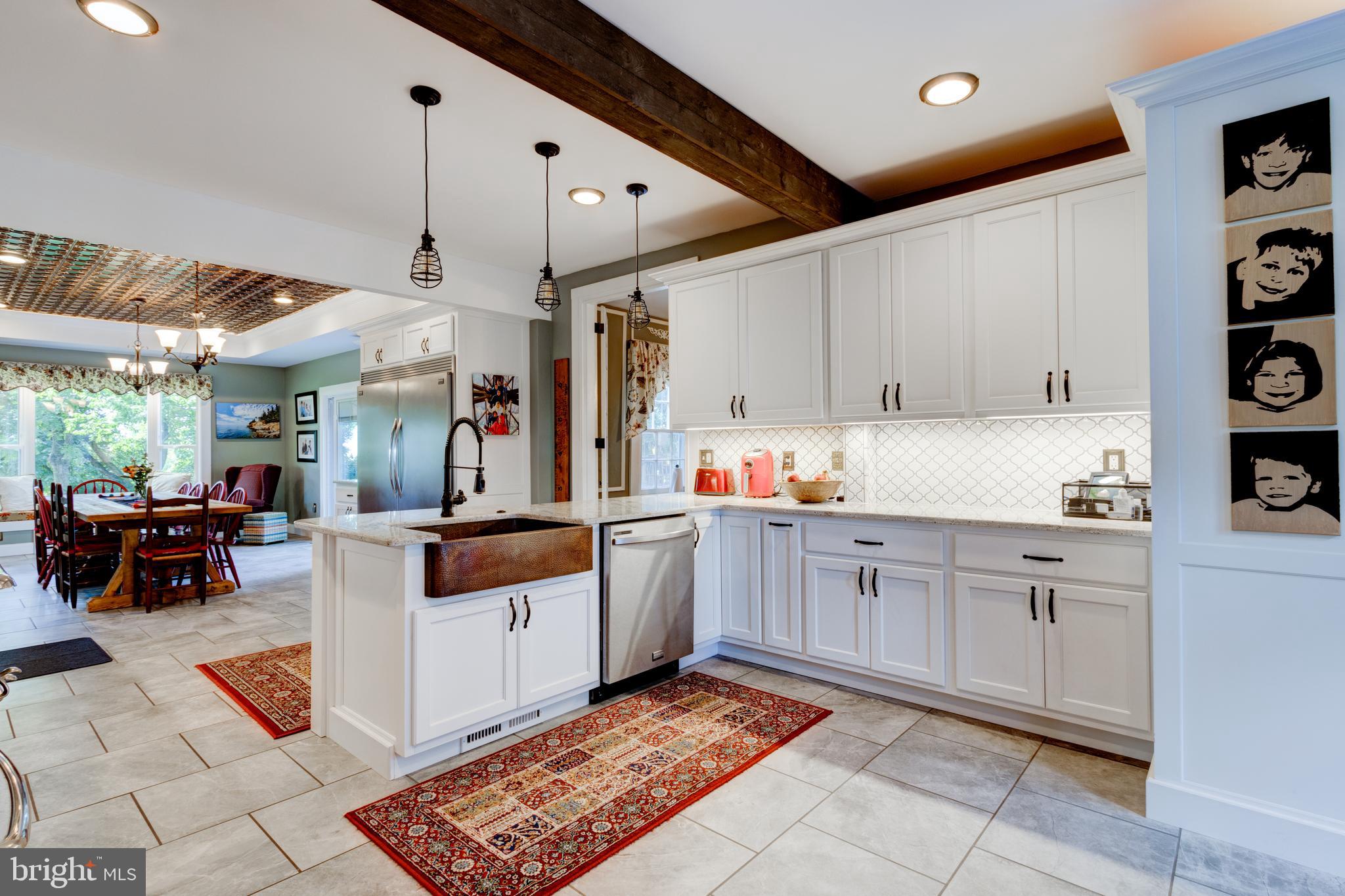 ROCHELLE MEADOWS - Residential