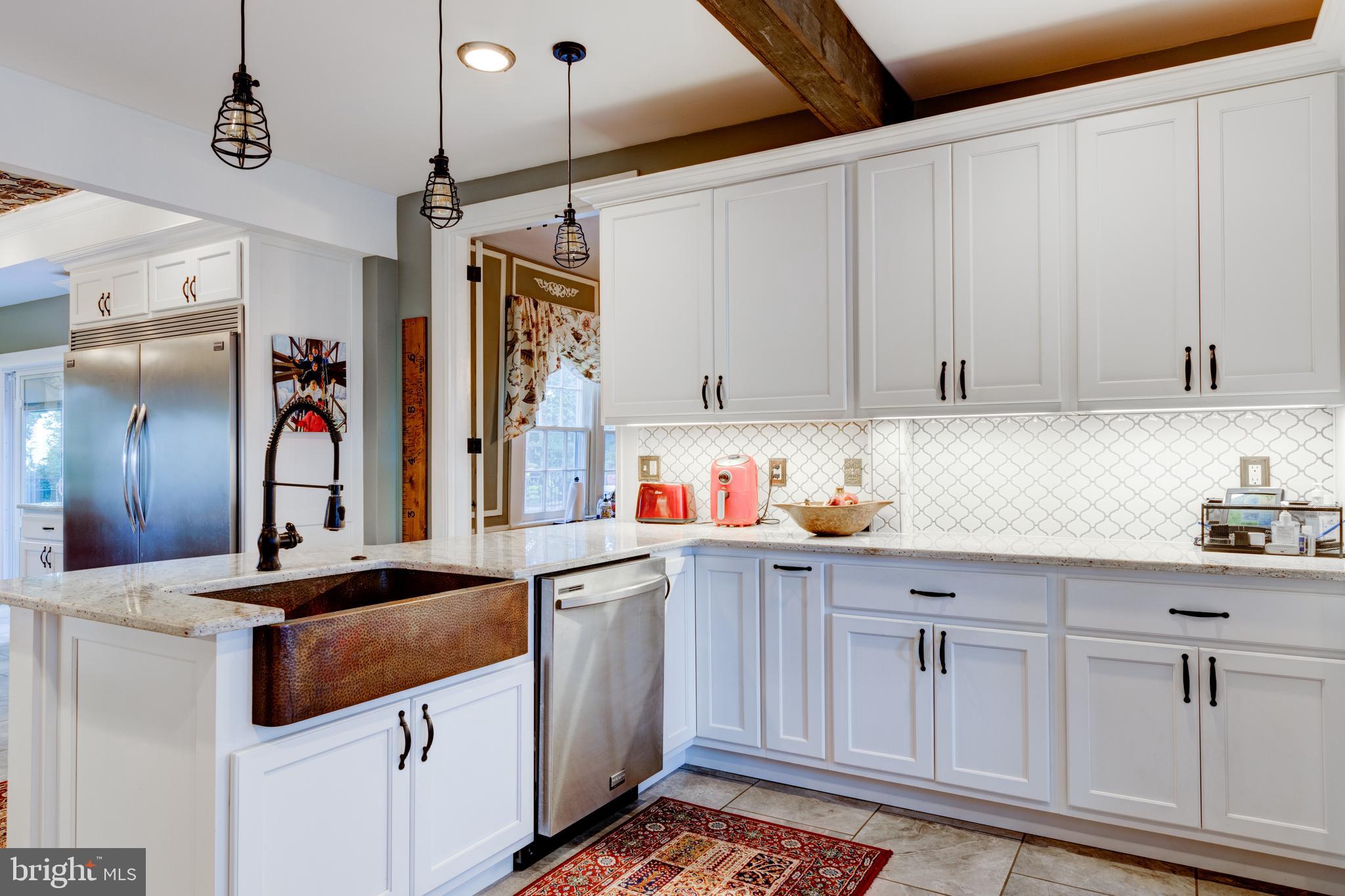 ROCHELLE MEADOWS - Residential