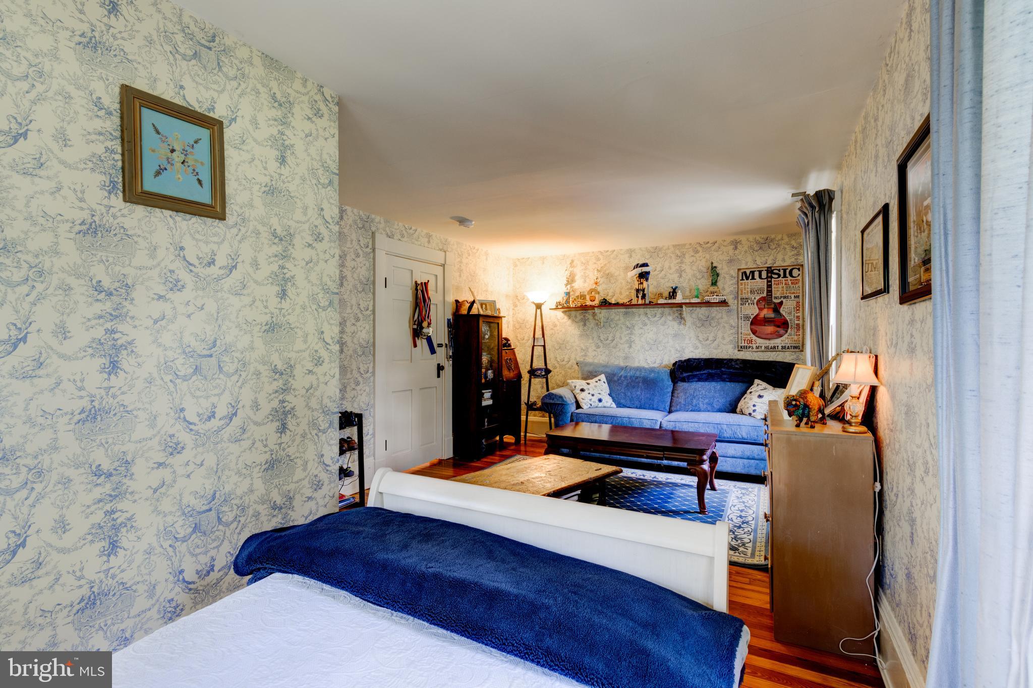 ROCHELLE MEADOWS - Residential