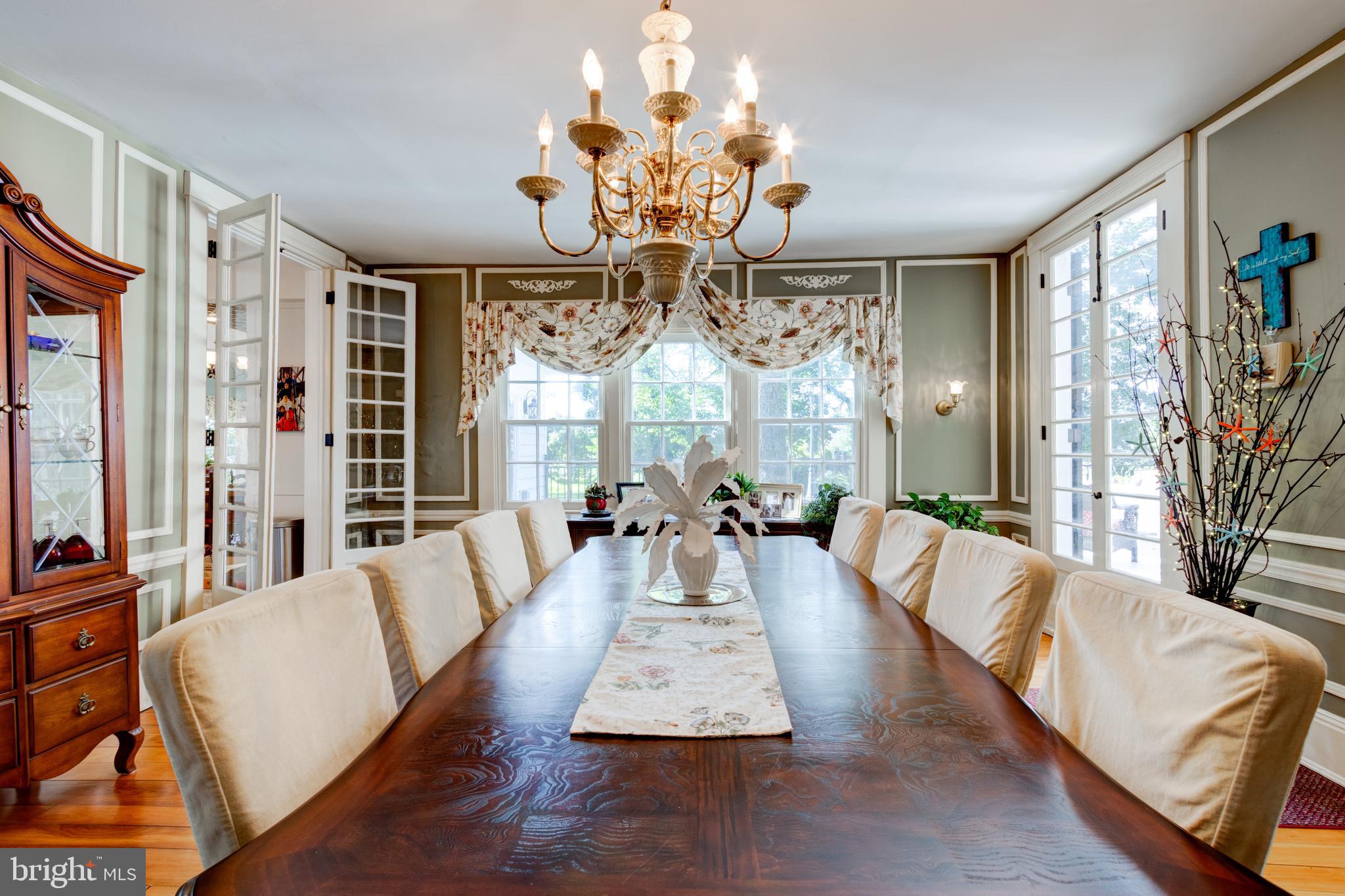 ROCHELLE MEADOWS - Residential