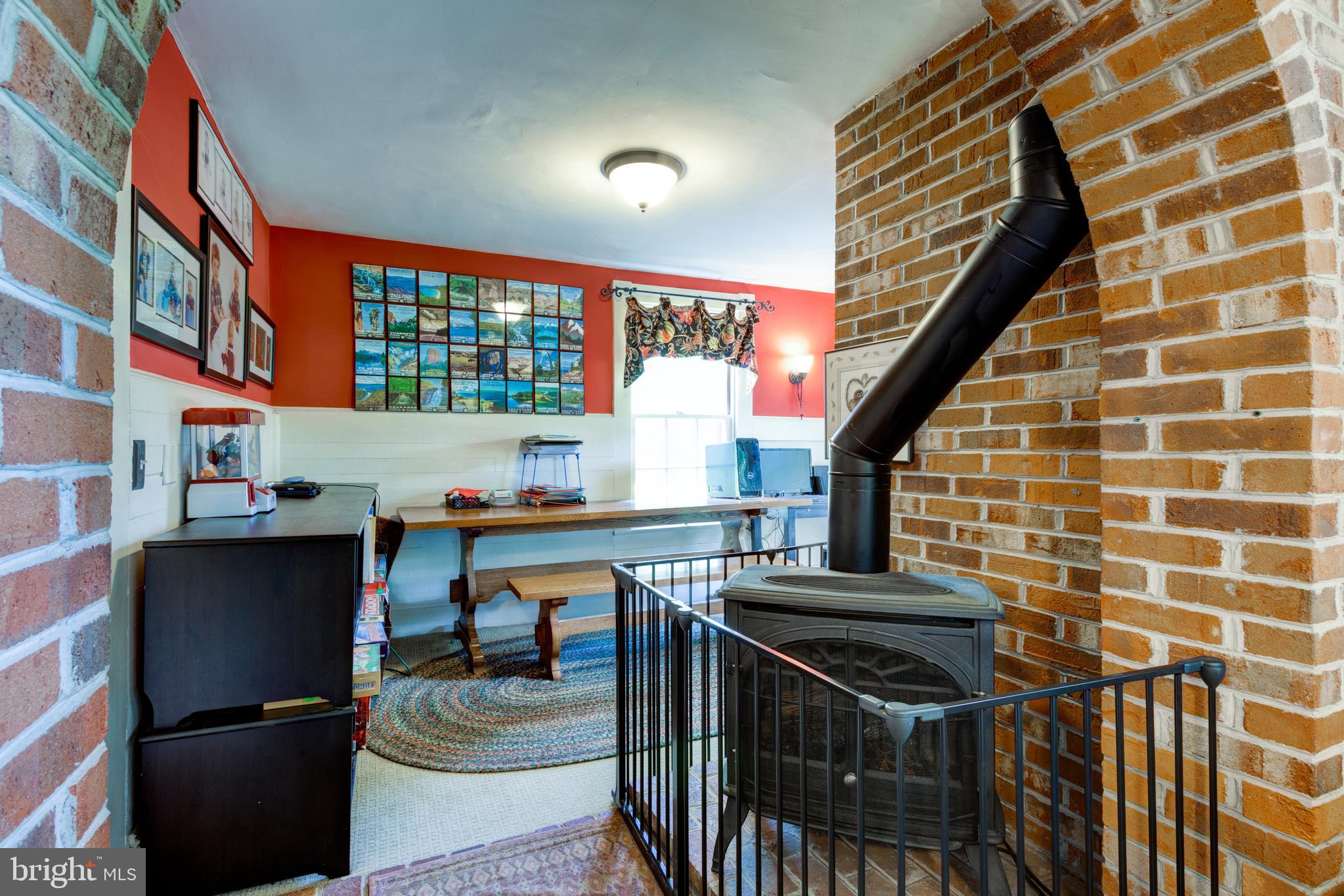 ROCHELLE MEADOWS - Residential