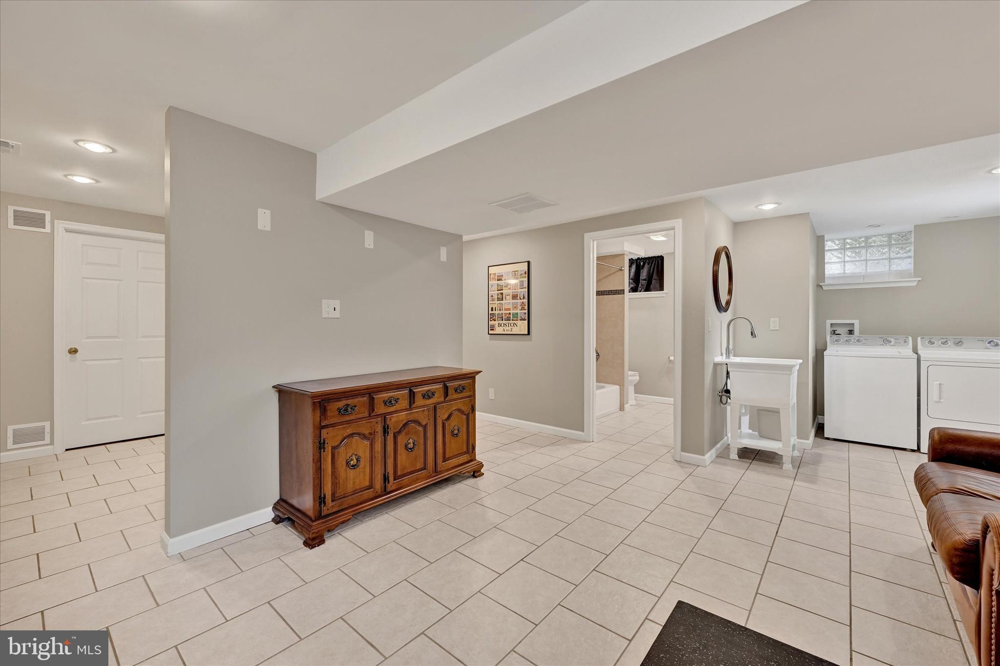 SPRINGDALE - Residential