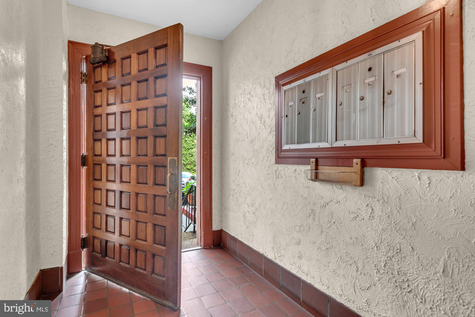 230 STONY RUN LN., 2C
