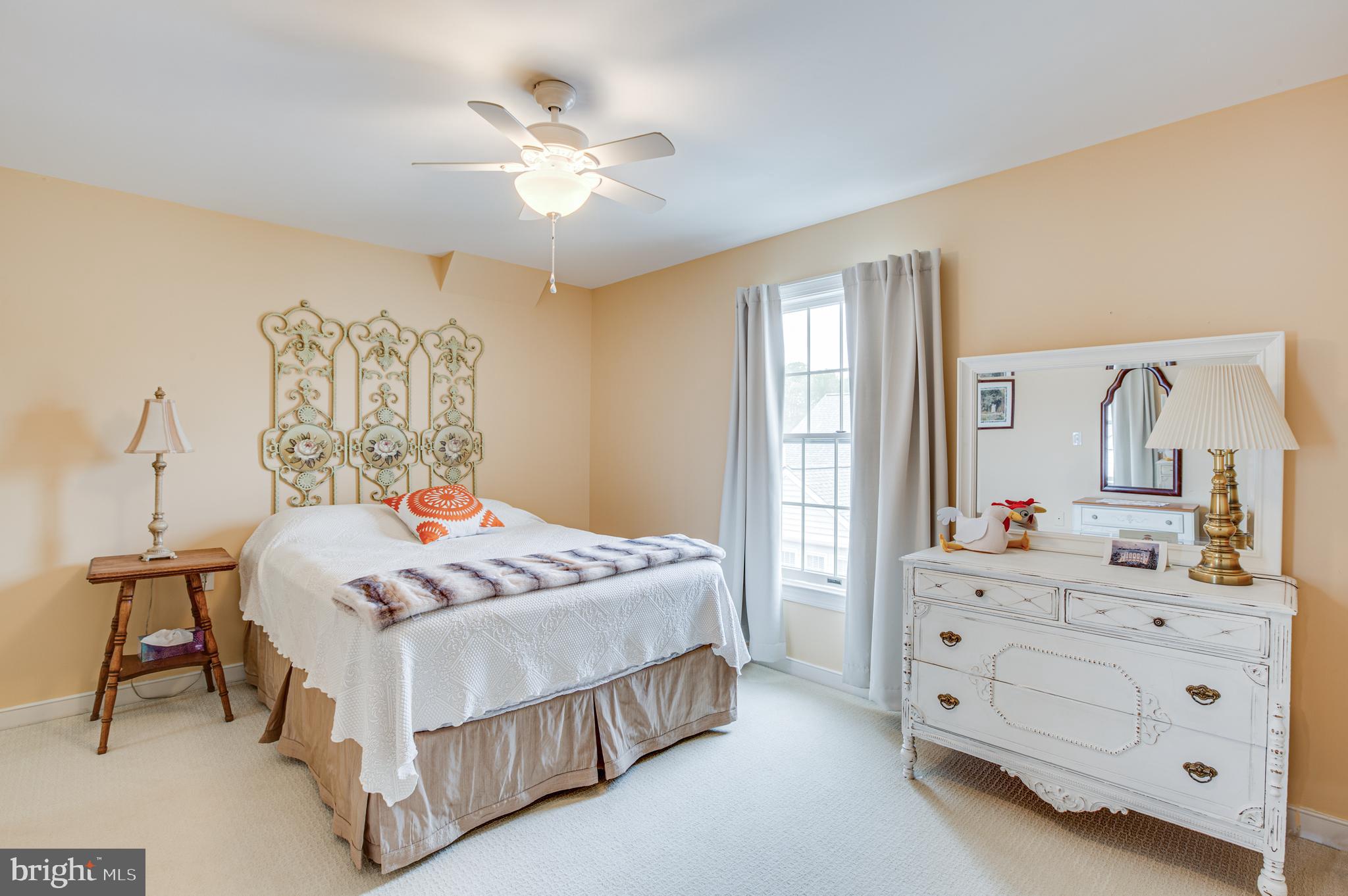 SUMMERLAKE - Residential