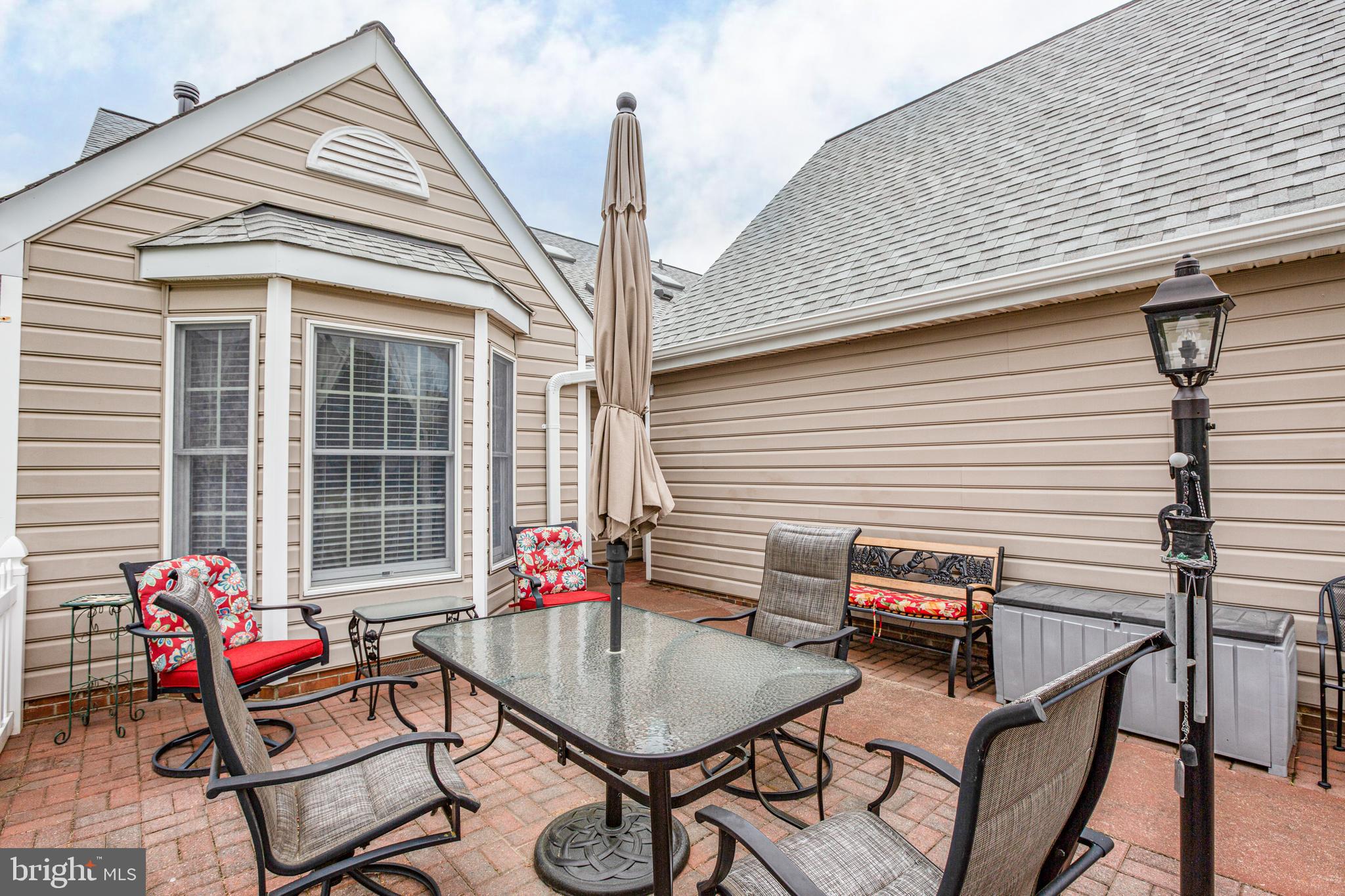 SUMMERLAKE - Residential