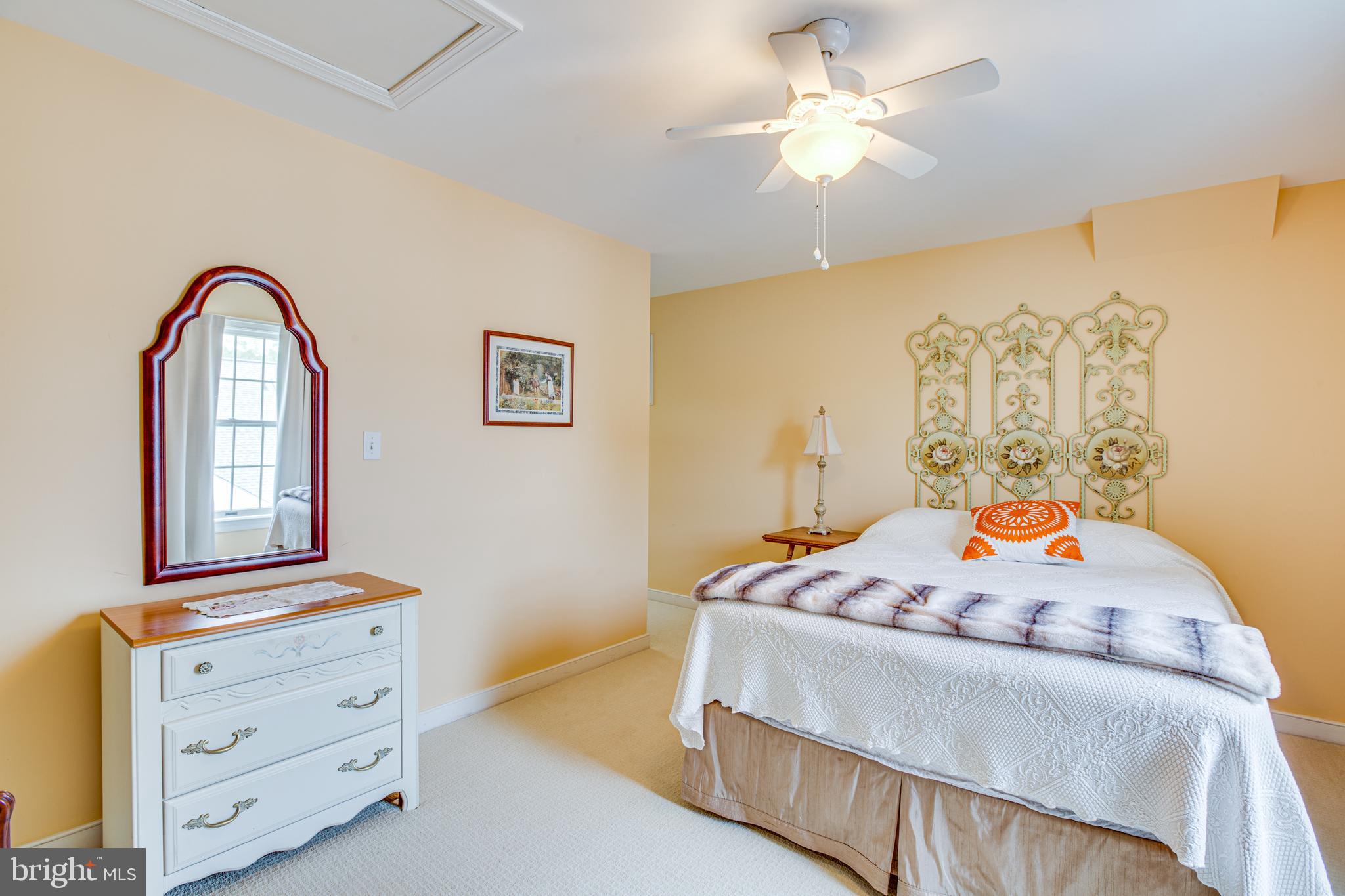 SUMMERLAKE - Residential