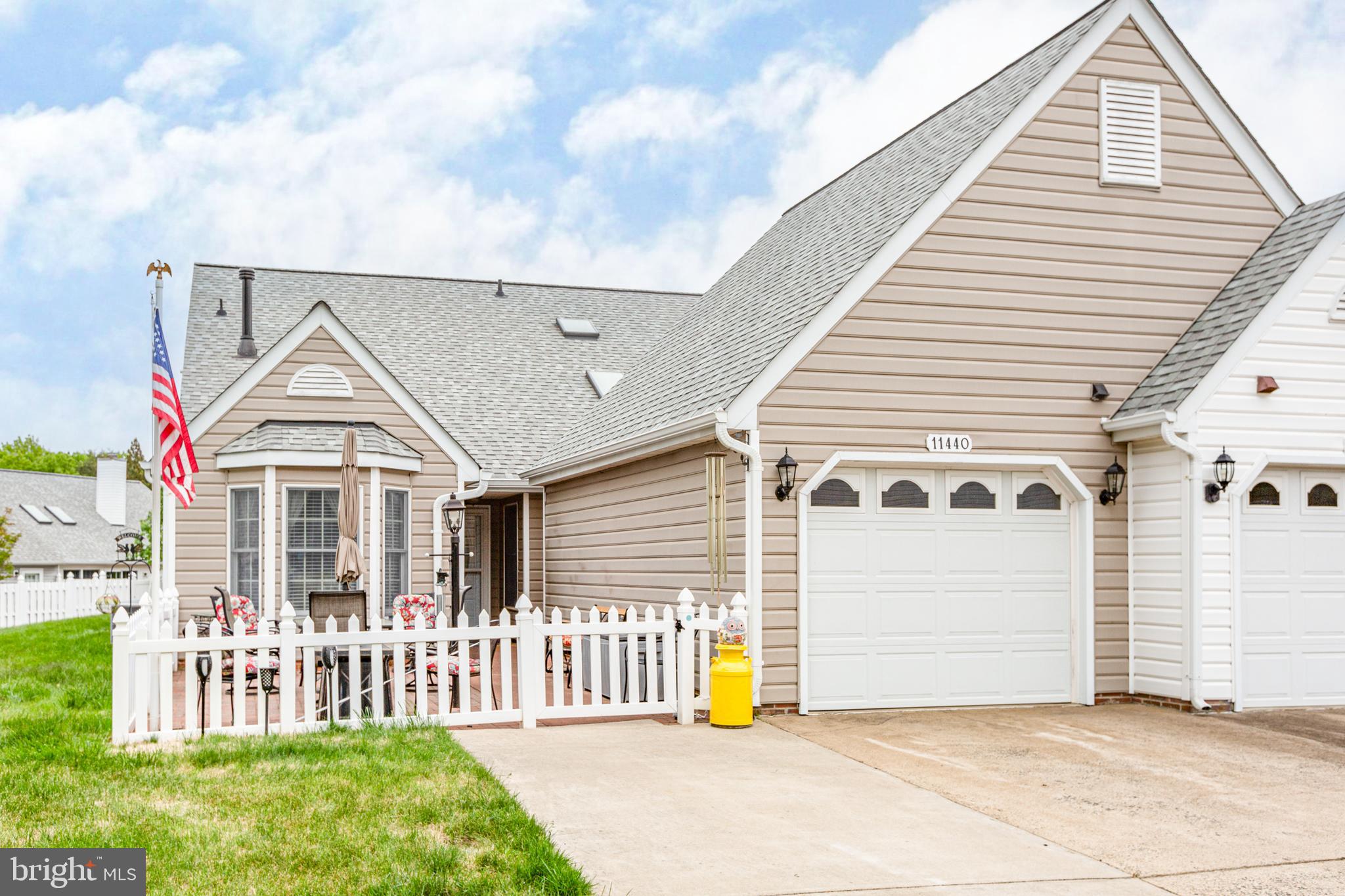 SUMMERLAKE - Residential