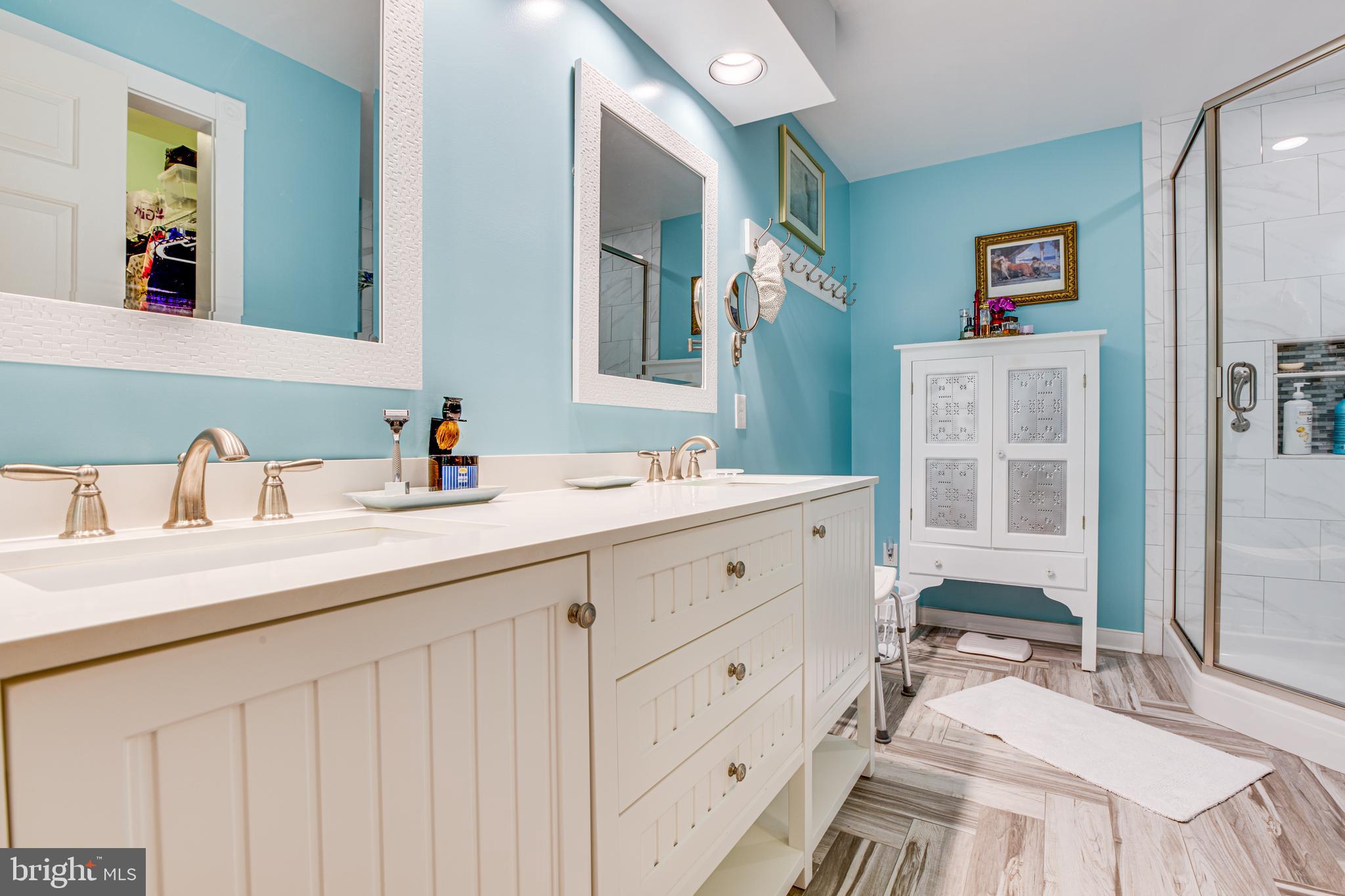 SUMMERLAKE - Residential