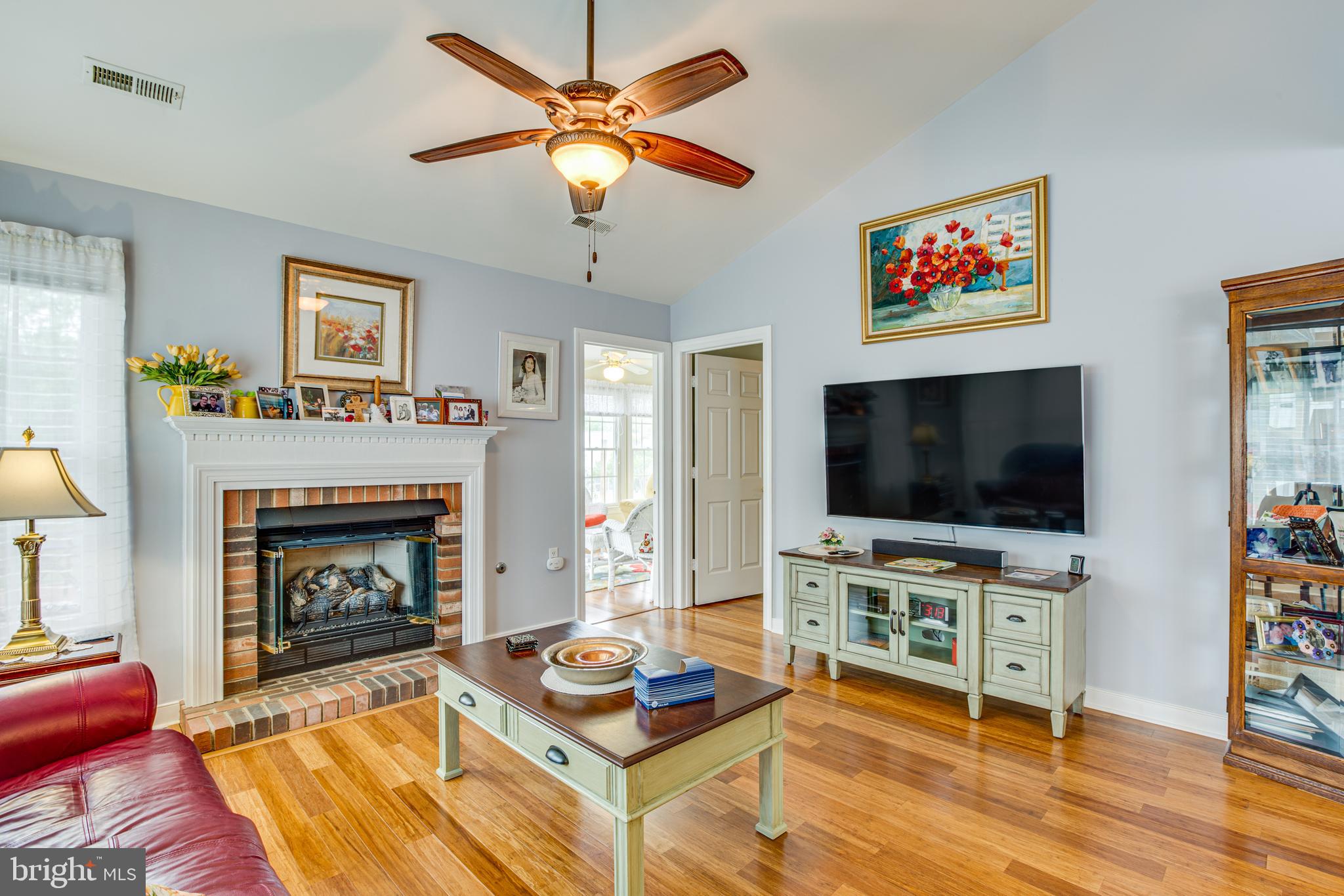 SUMMERLAKE - Residential