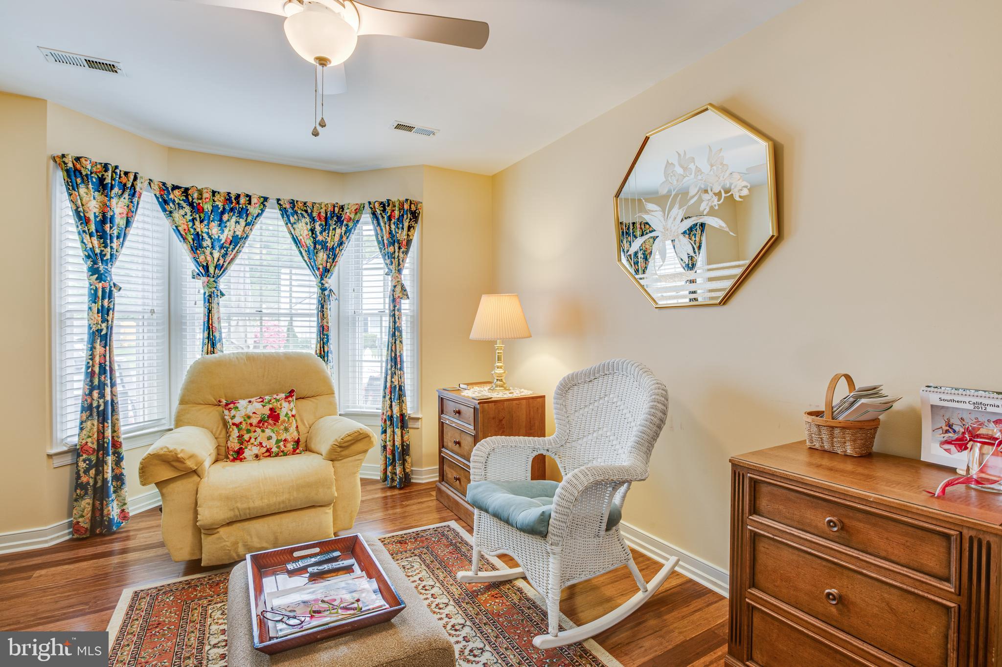 SUMMERLAKE - Residential