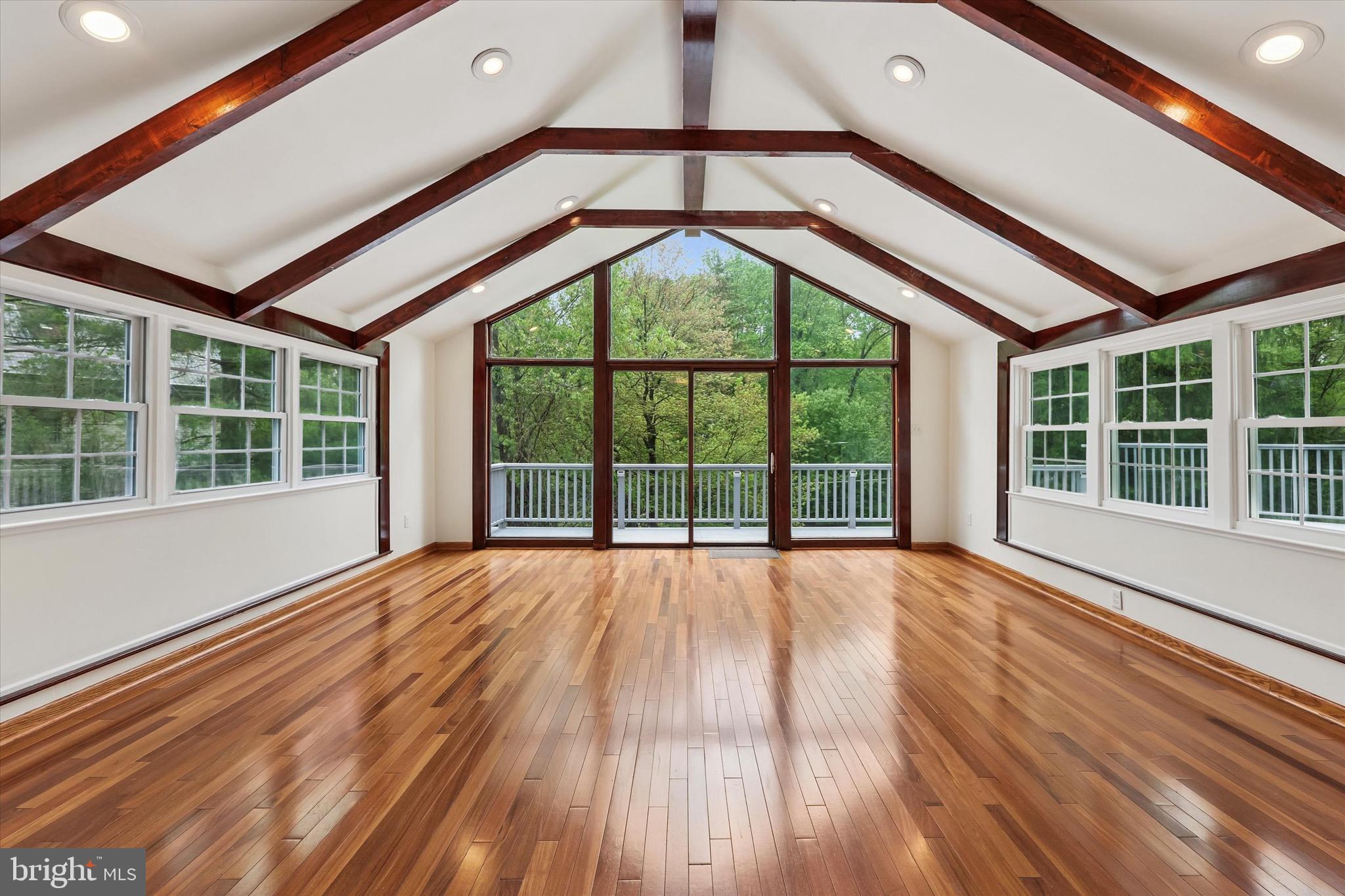 527 CONSHOHOCKEN STATE ROAD