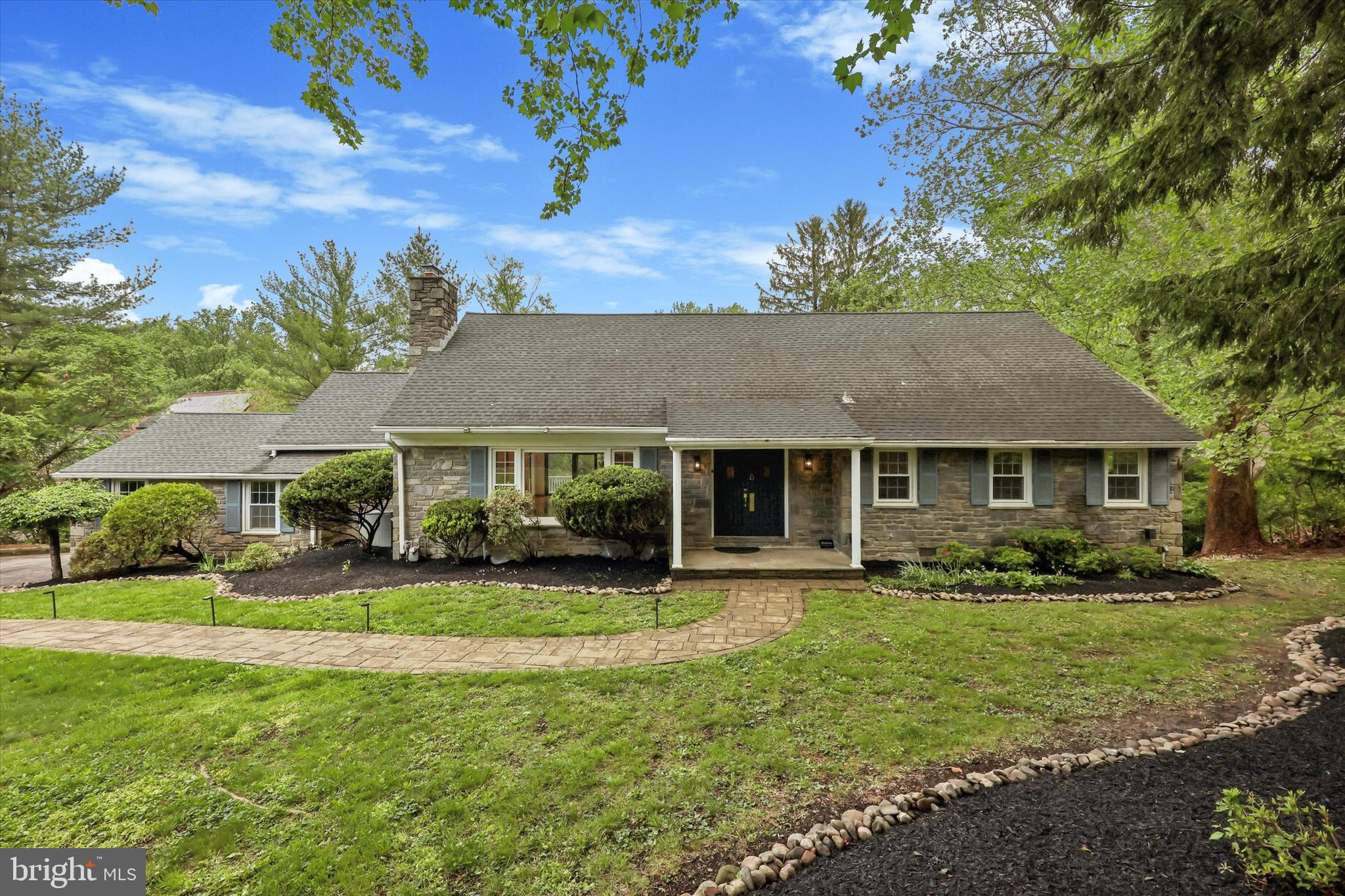 527 CONSHOHOCKEN STATE ROAD