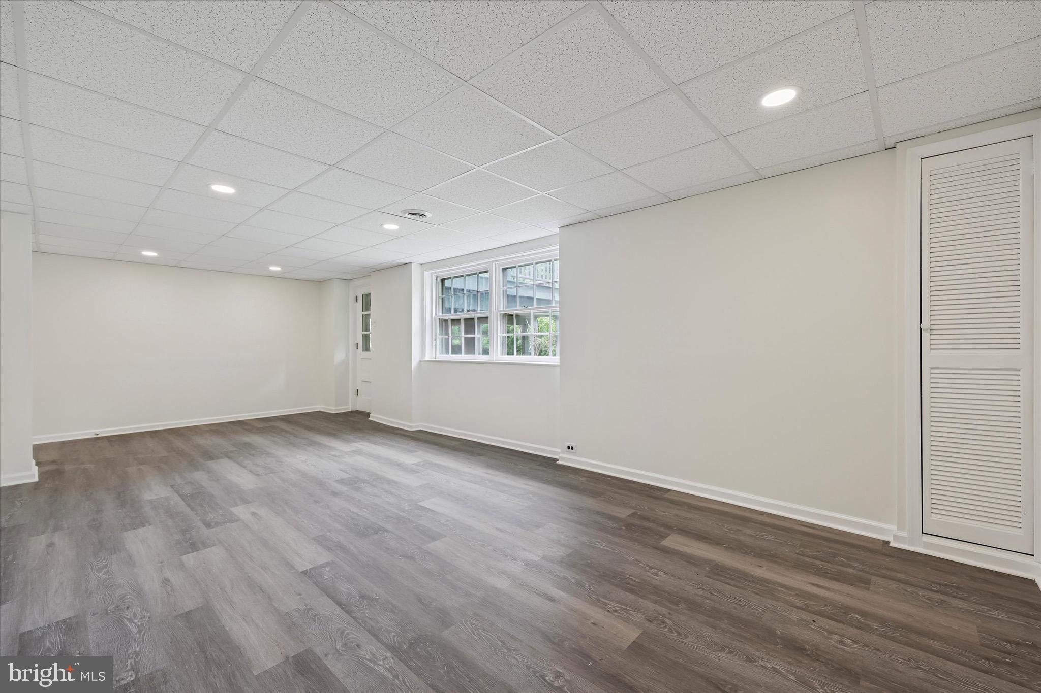 GLADWYNE - Residential