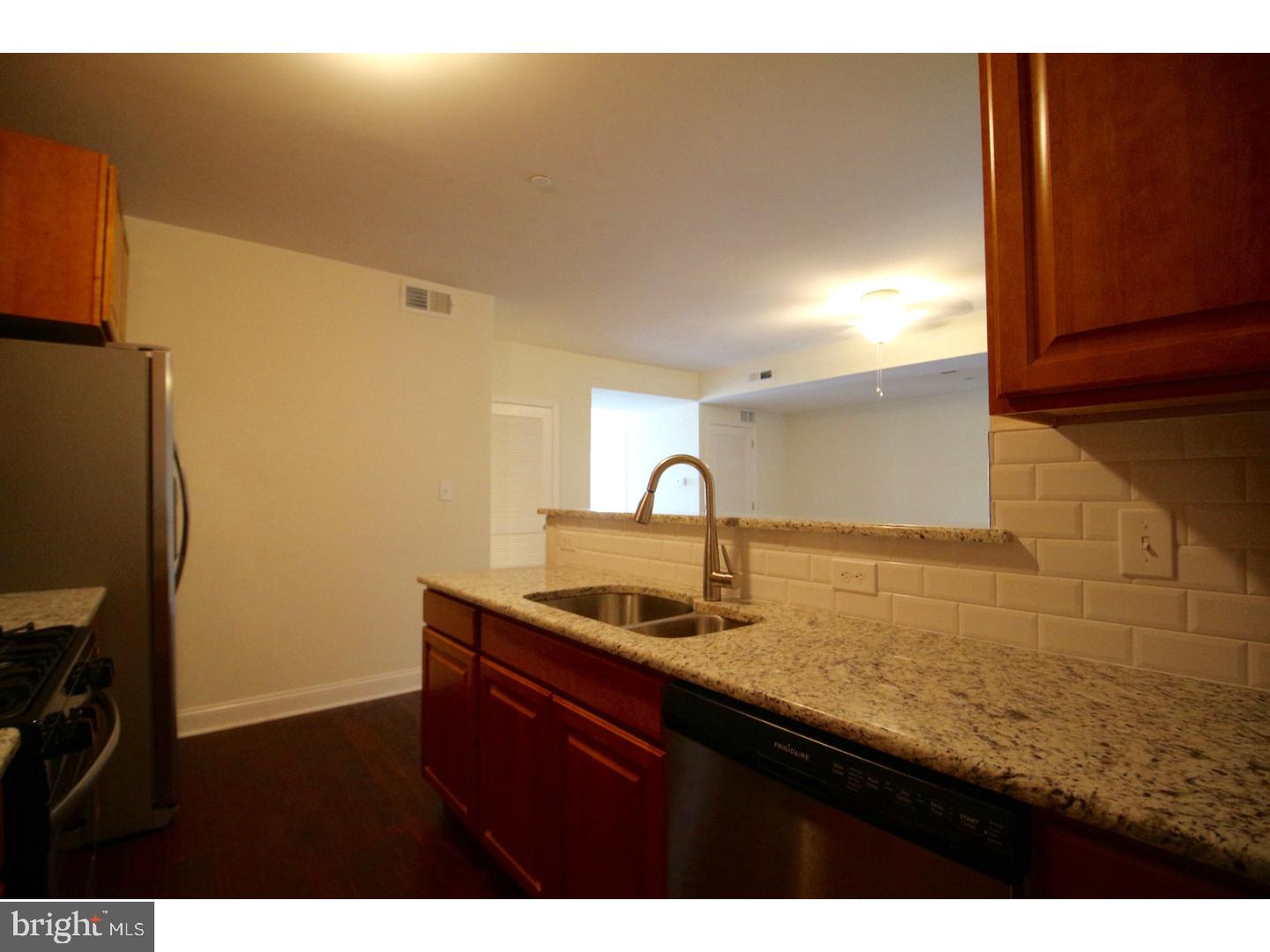 FAIRMOUNT - Residential Lease