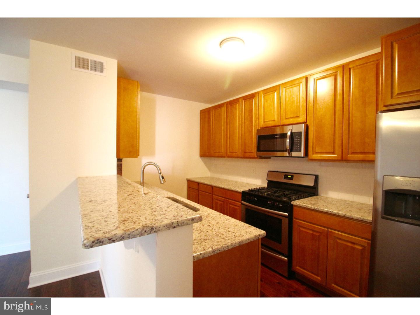 FAIRMOUNT - Residential Lease