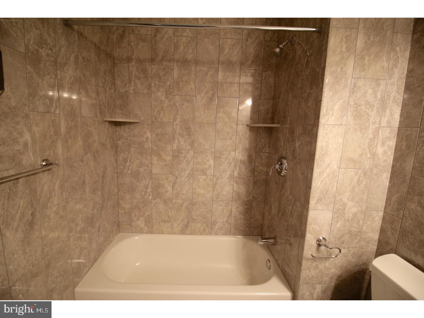 FAIRMOUNT - Residential Lease