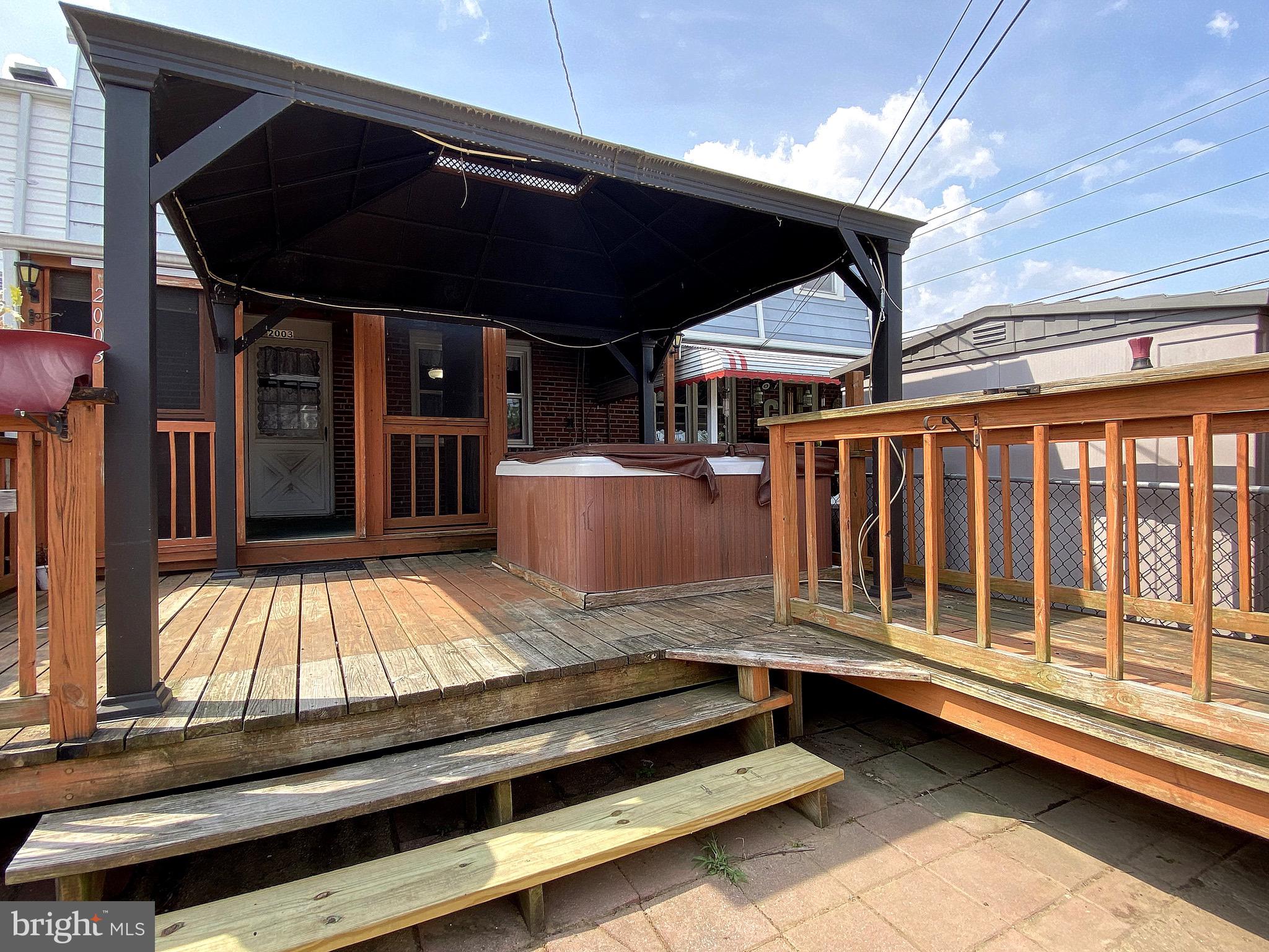 EASTFIELD - Residential