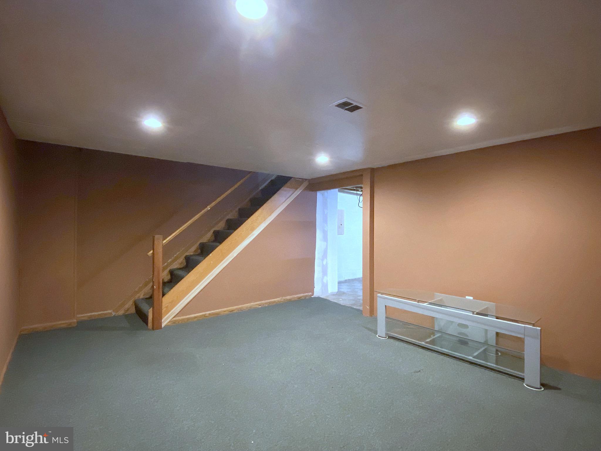 EASTFIELD - Residential