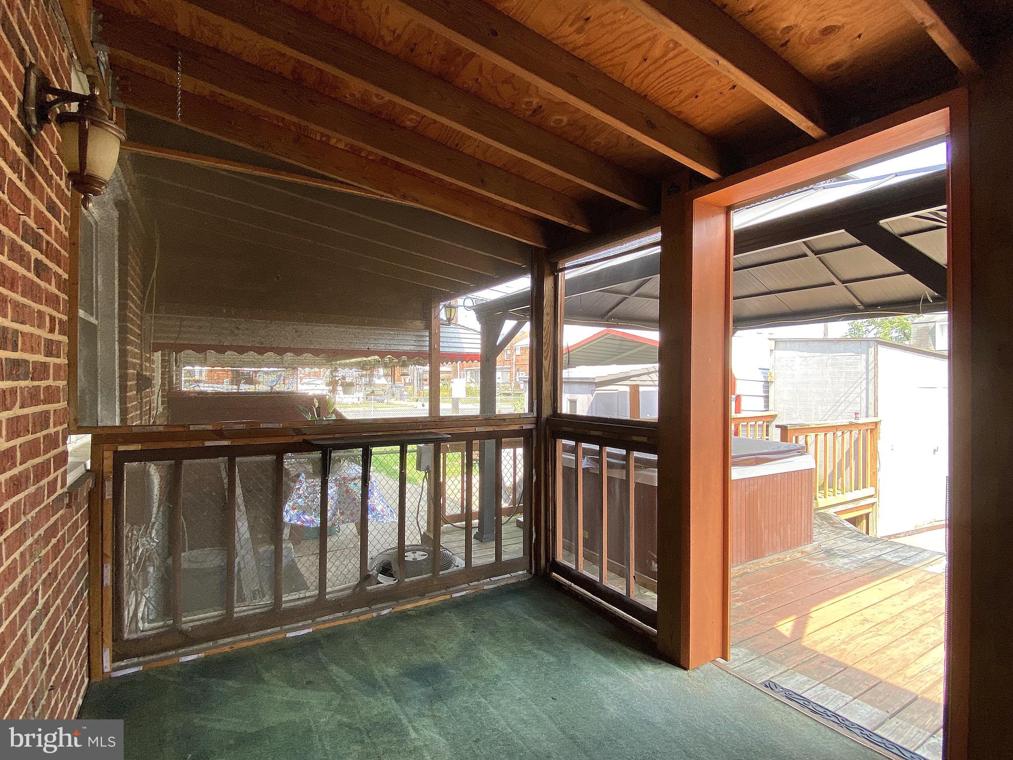 EASTFIELD - Residential