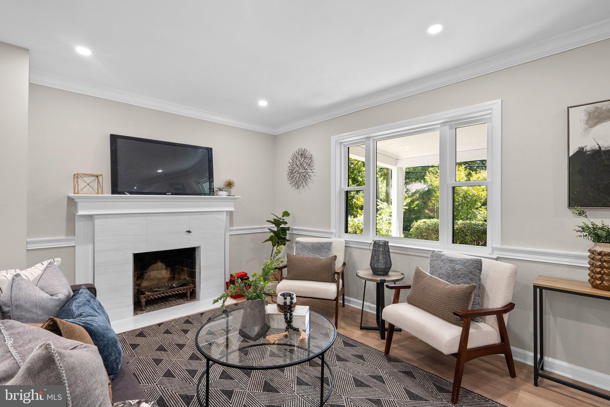 CAROLE HIGHLANDS - Residential