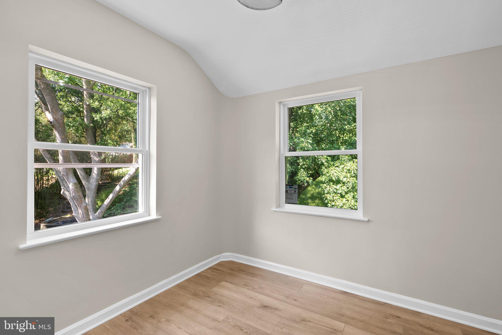 CAROLE HIGHLANDS - Residential