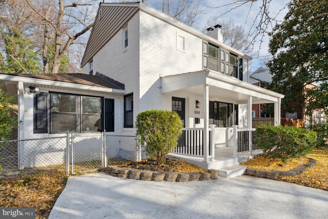 CAROLE HIGHLANDS - Residential