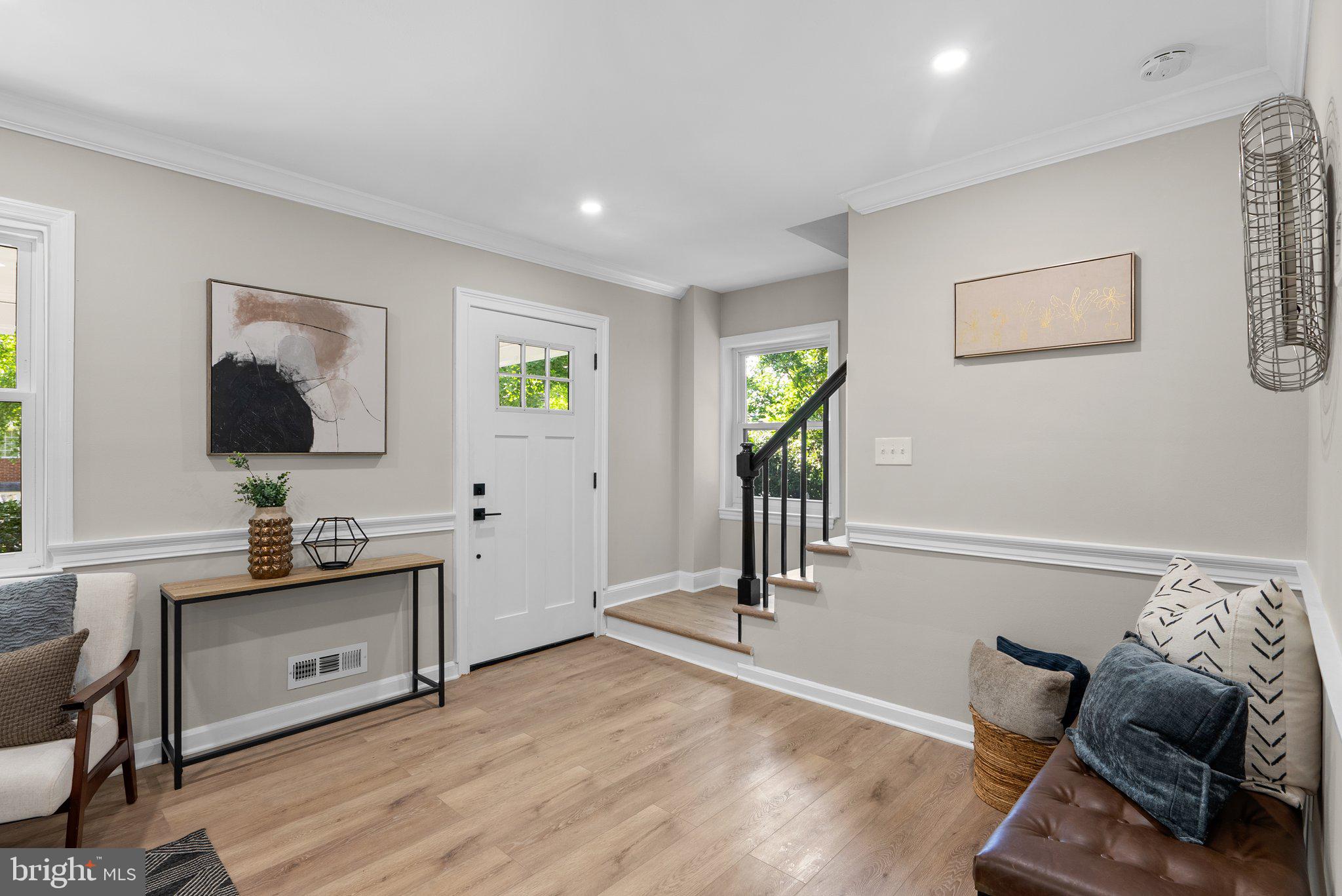 CAROLE HIGHLANDS - Residential