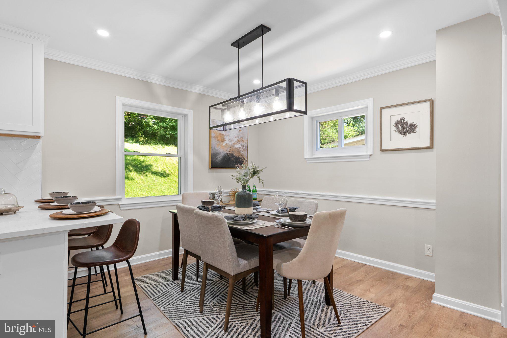 CAROLE HIGHLANDS - Residential