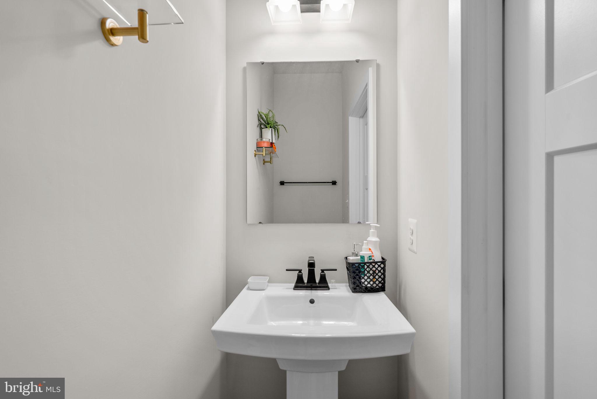 JAMES RUN CARRIAGE HOMES - Residential