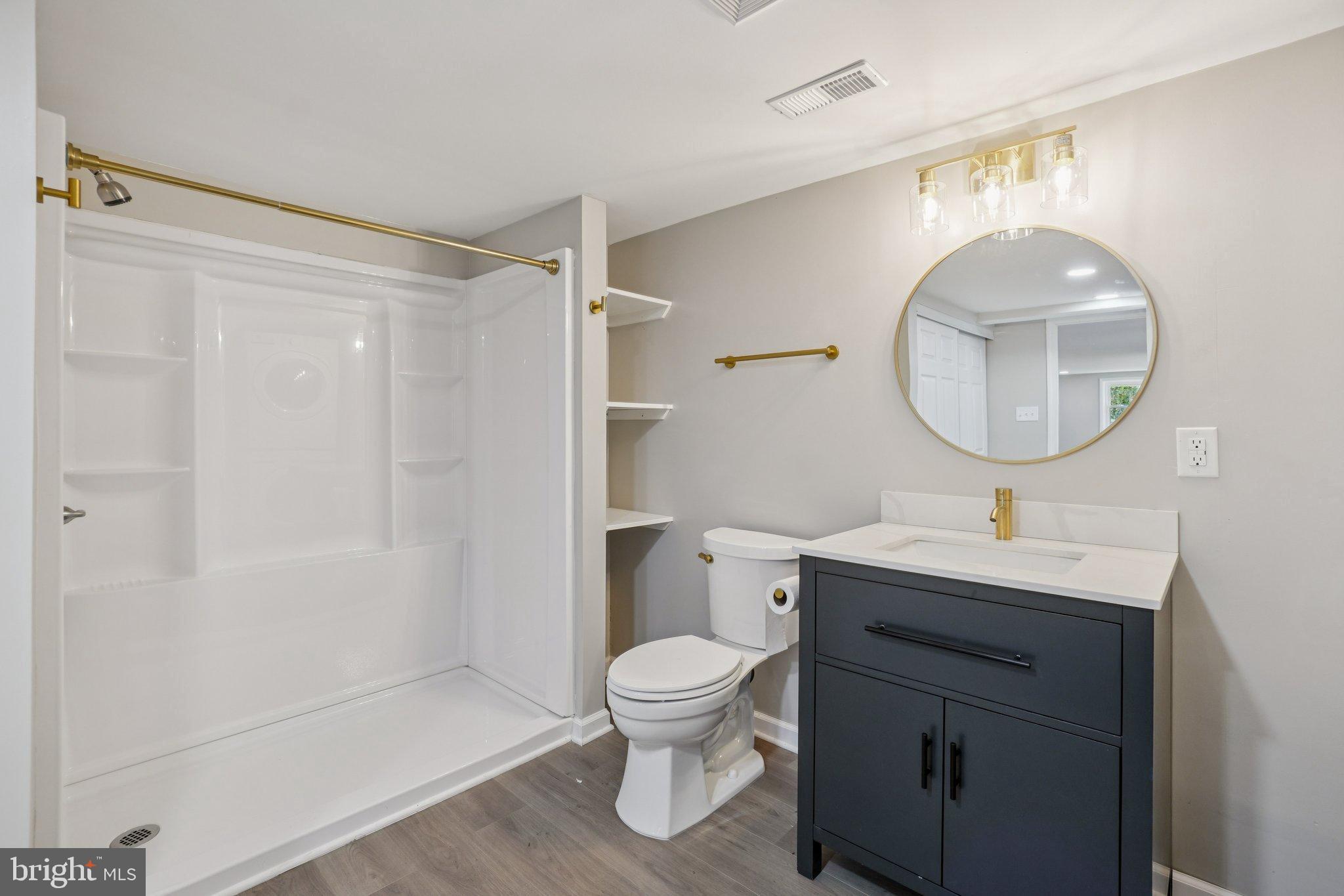 LINCOLNIA HILLS - Residential