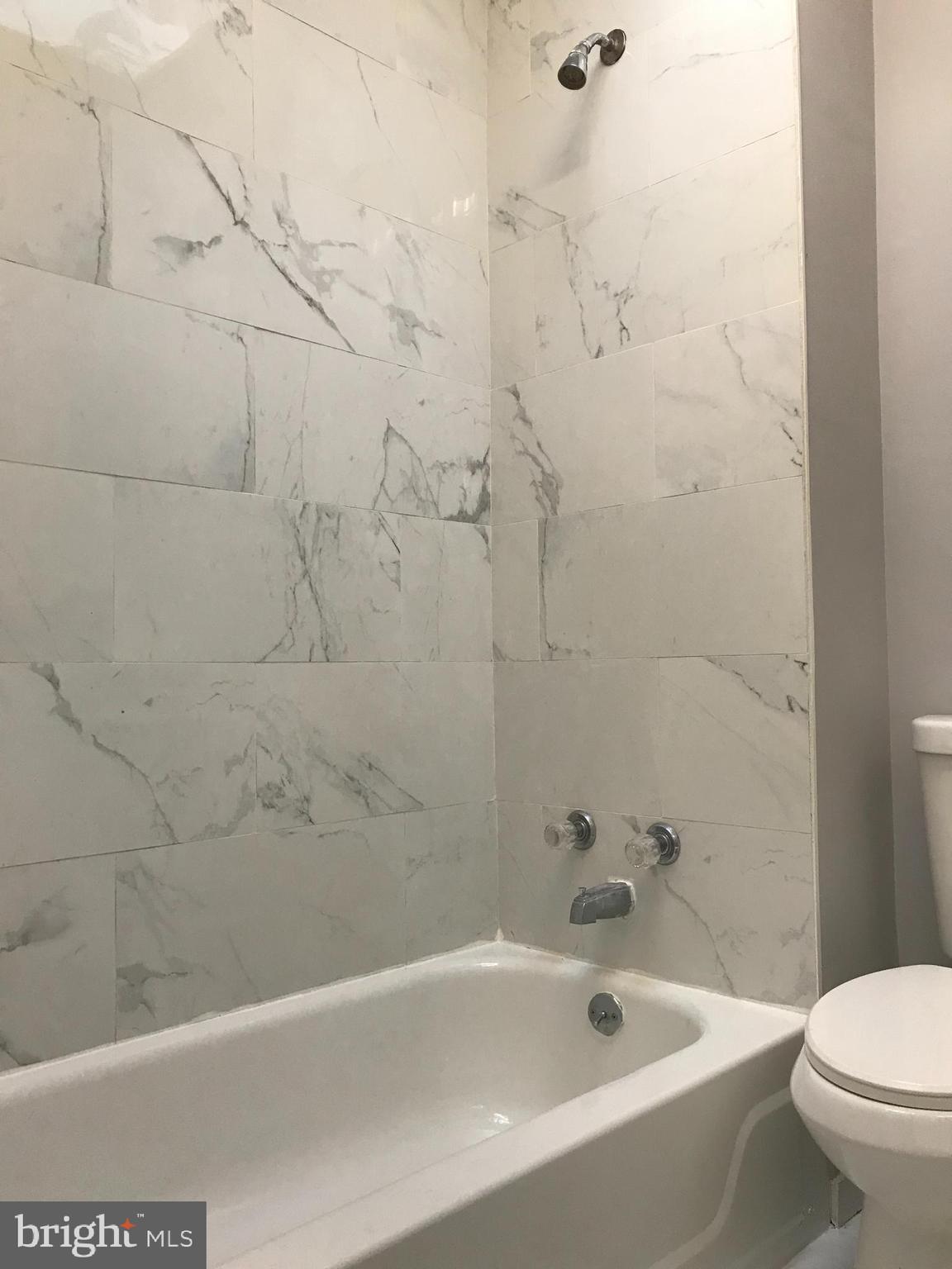 MADISON EASTEND - Residential