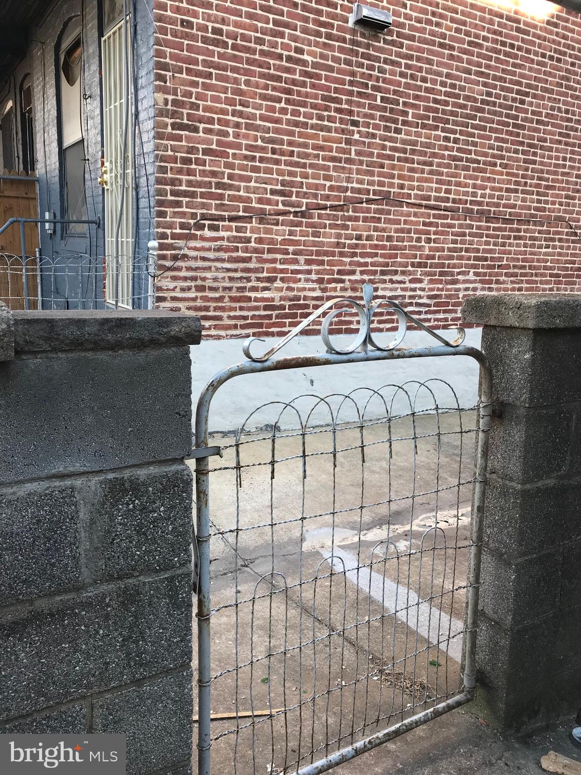 MADISON EASTEND - Residential