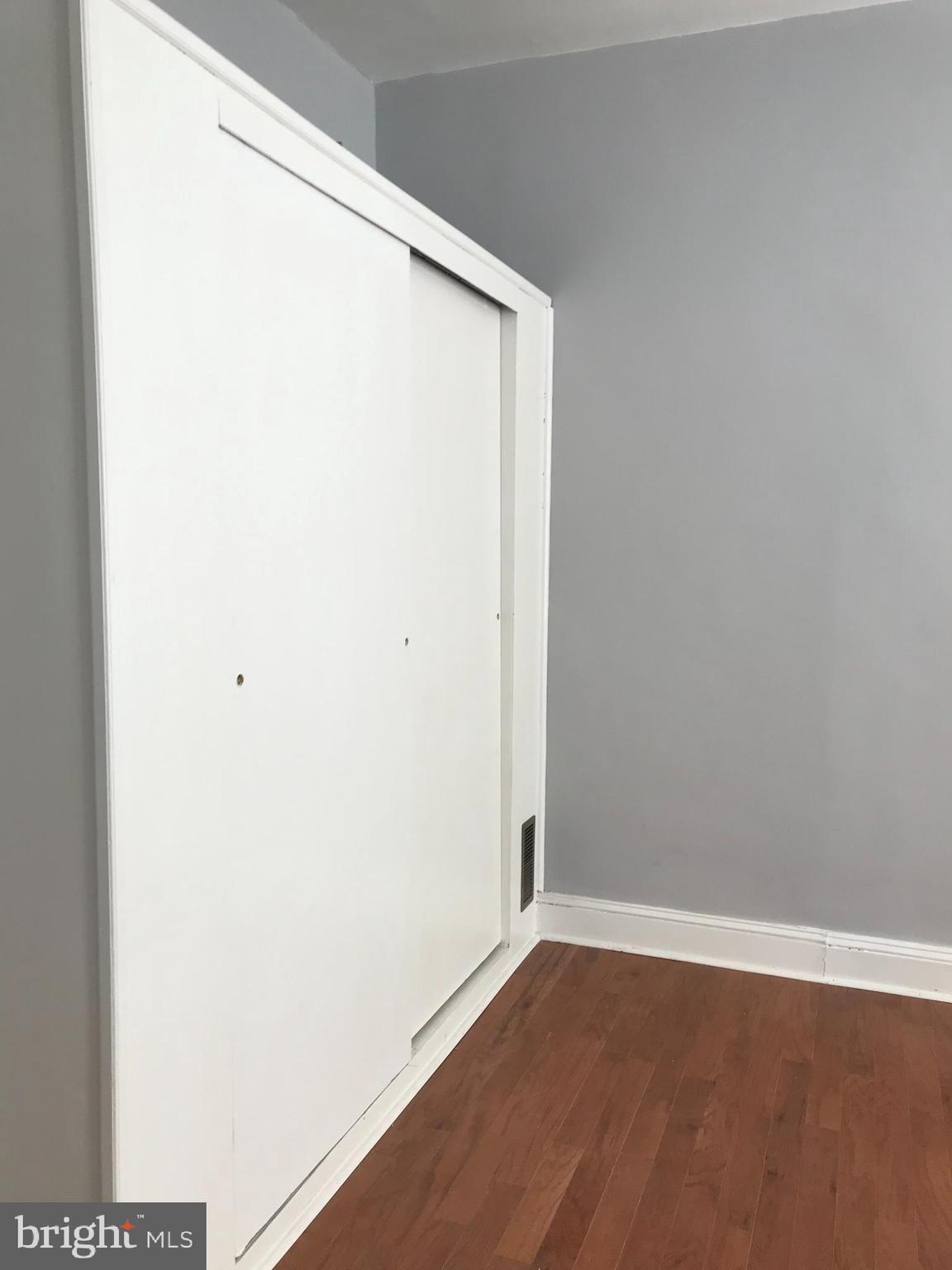 MADISON EASTEND - Residential