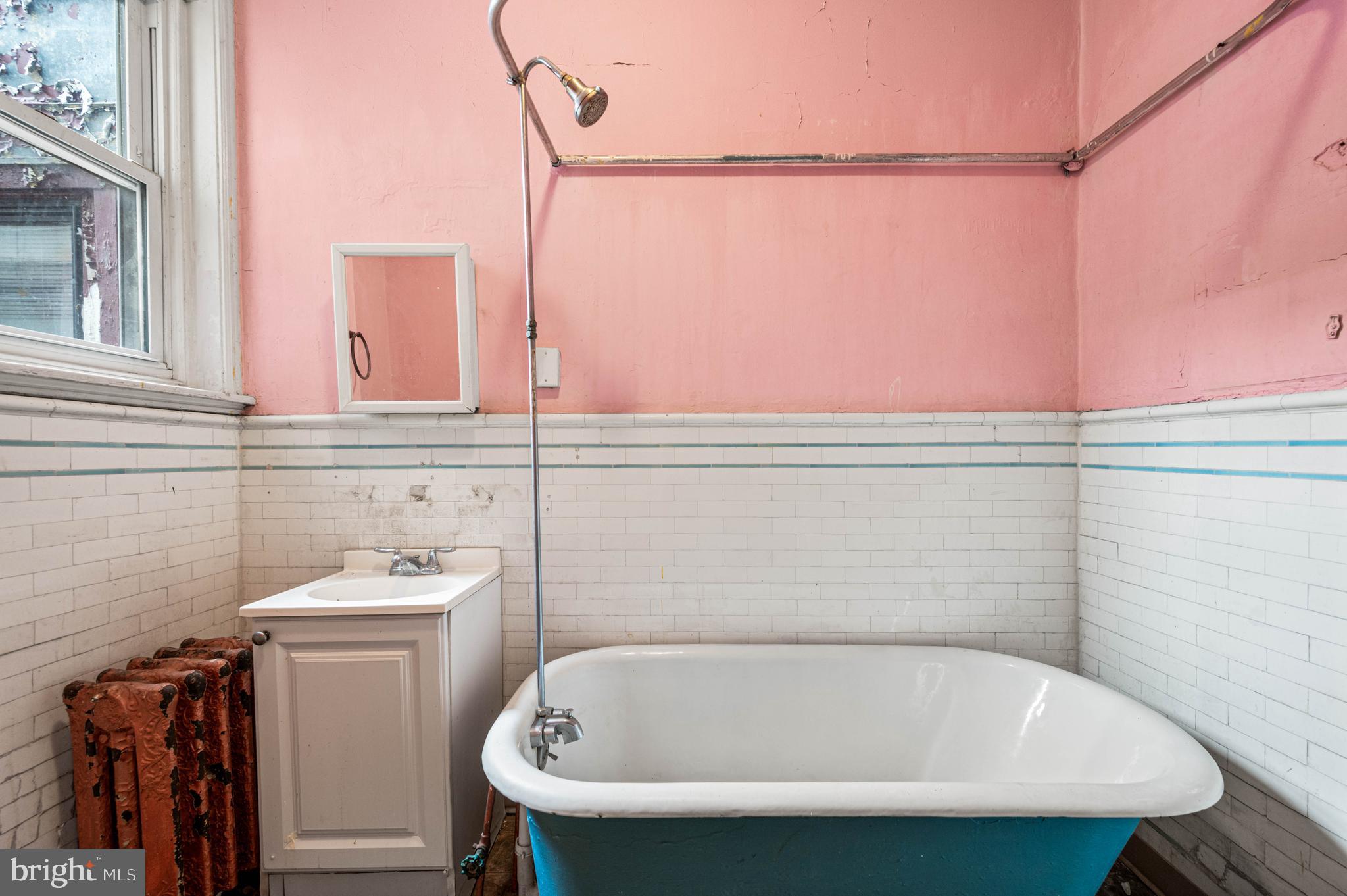 GARDEN COURT - Residential