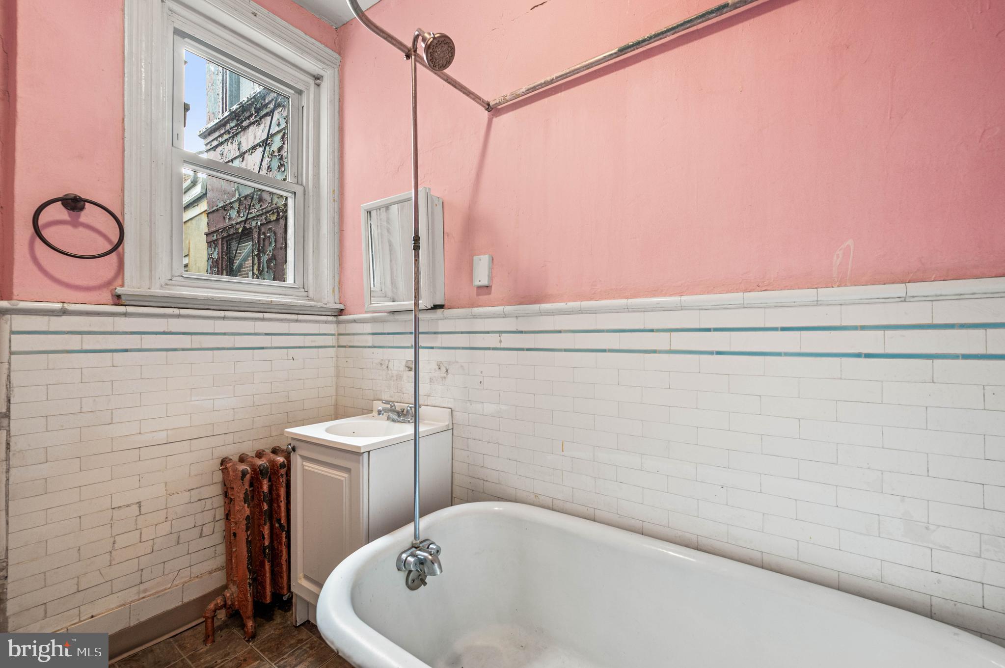 GARDEN COURT - Residential