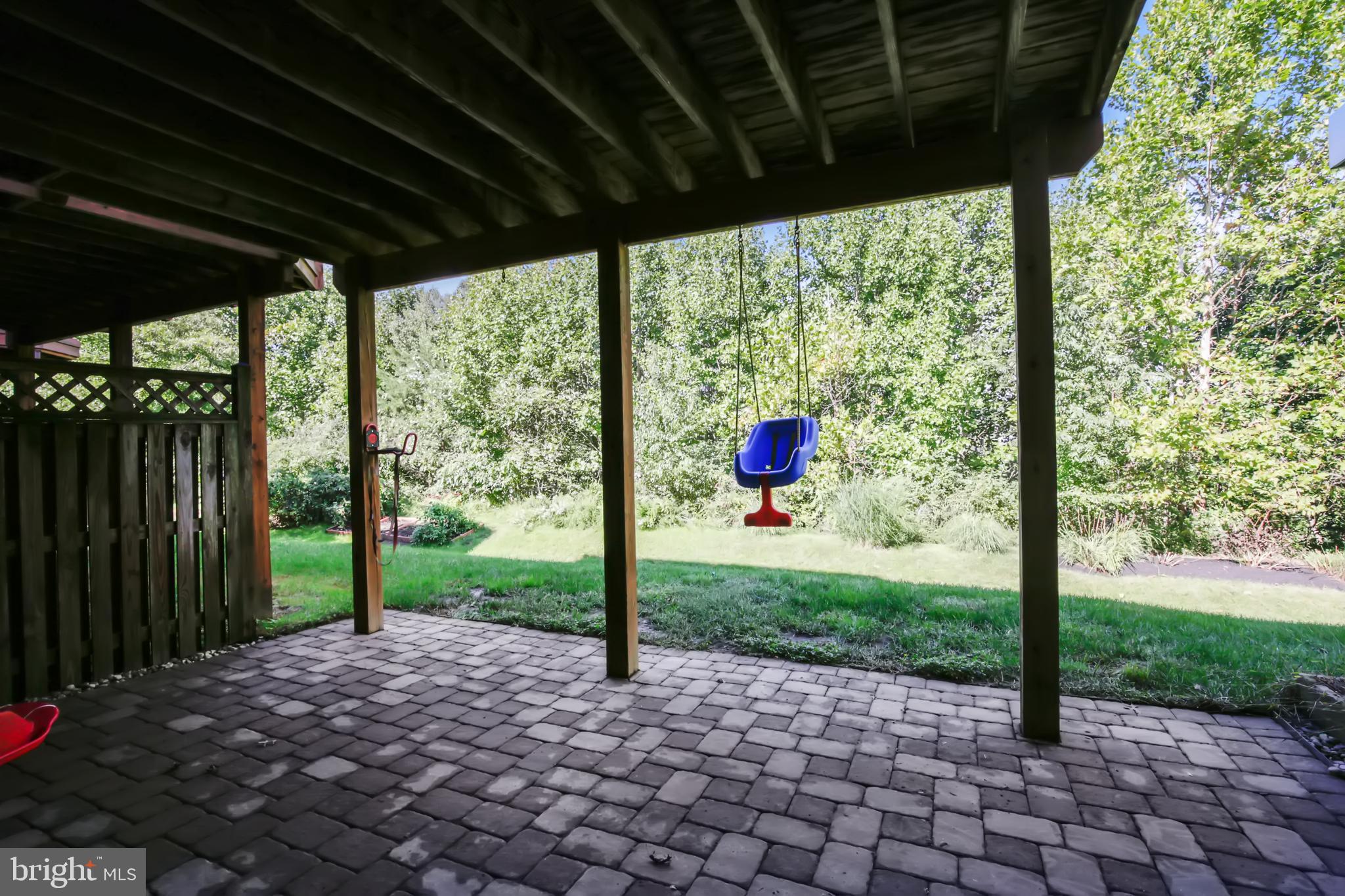 TWIN ARCH CROSSING - Residential