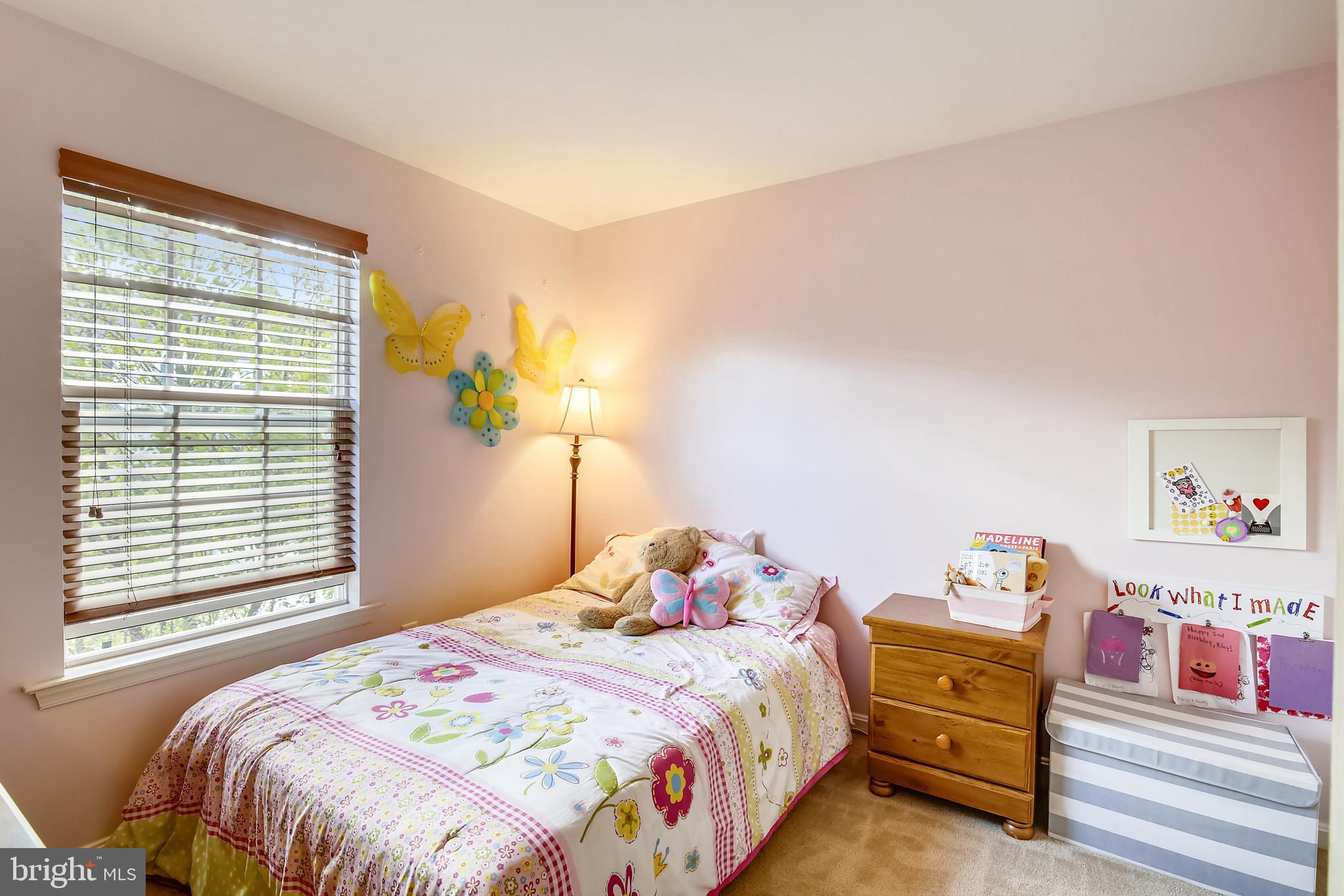 TWIN ARCH CROSSING - Residential