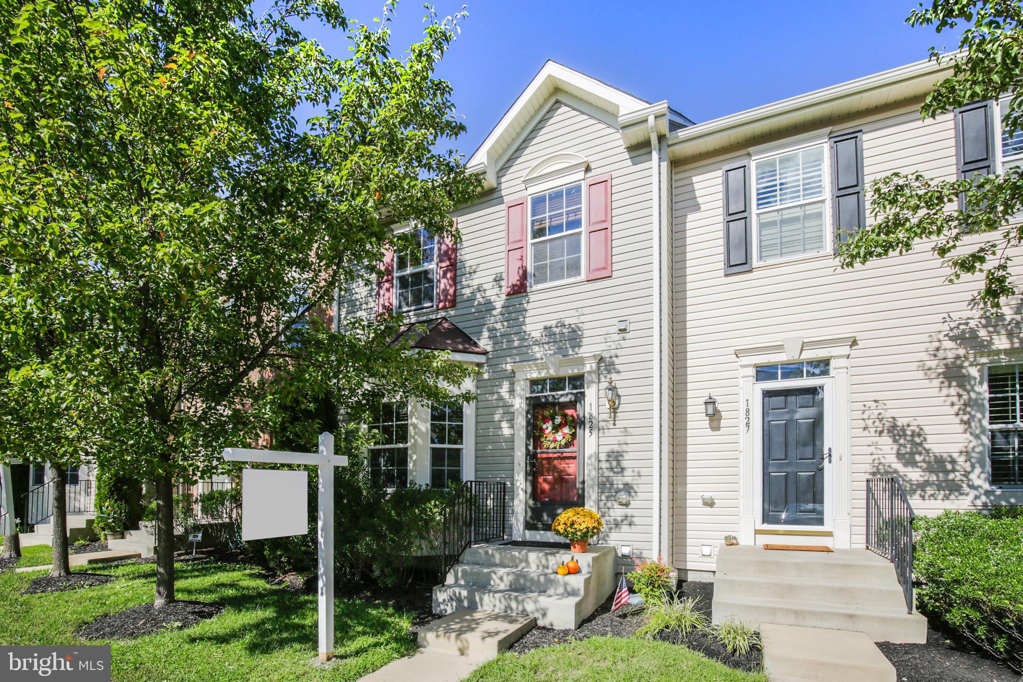 TWIN ARCH CROSSING - Residential