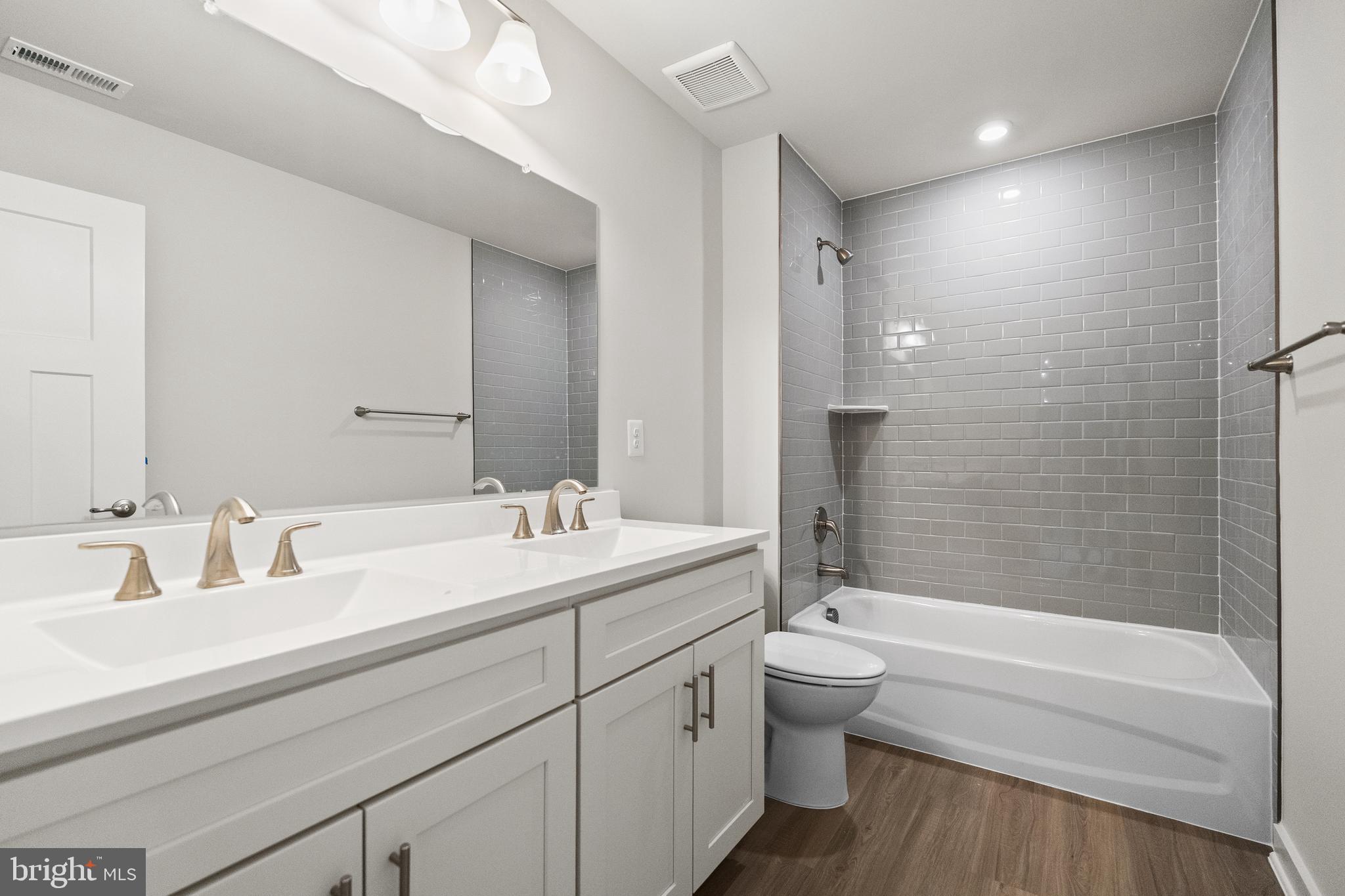 COLEBROOK ESTATES - Residential