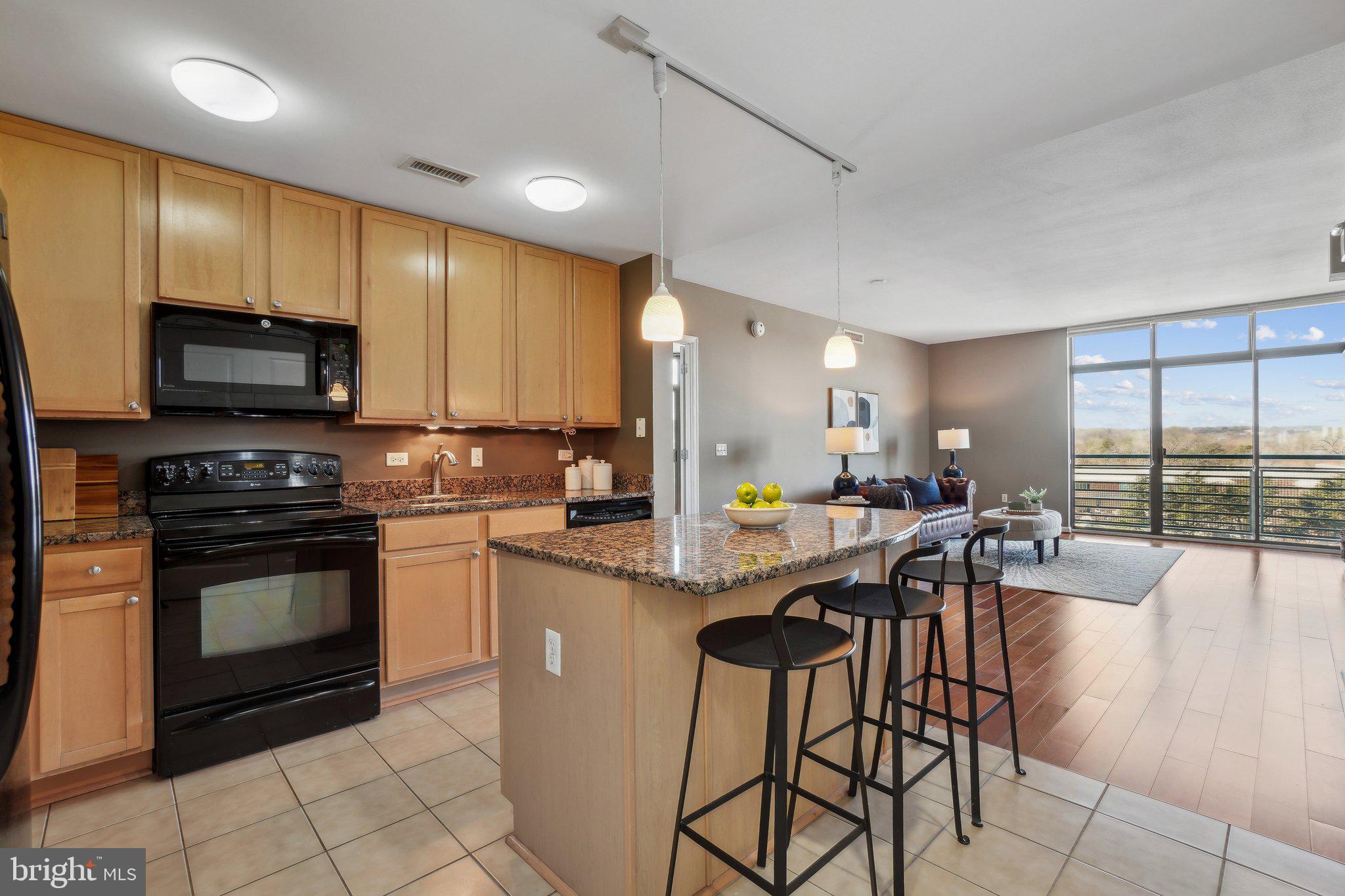 2720 S ARLINGTON MILL DRIVE 611