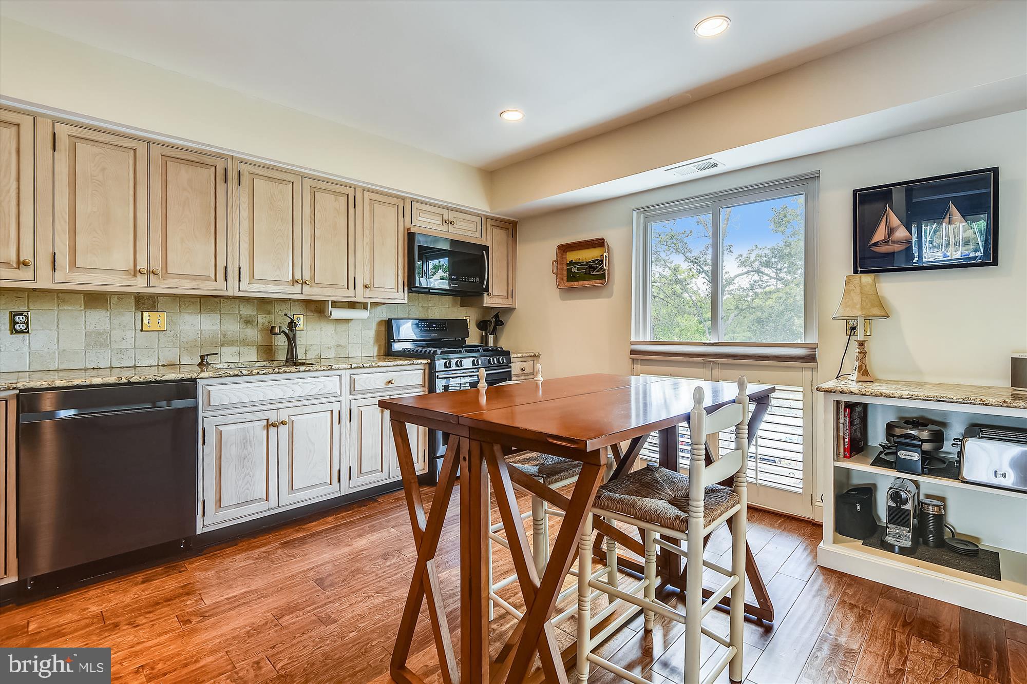 SEVERN HOUSE - Residential