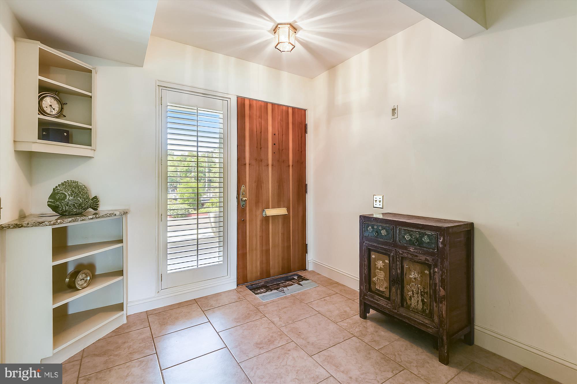 SEVERN HOUSE - Residential