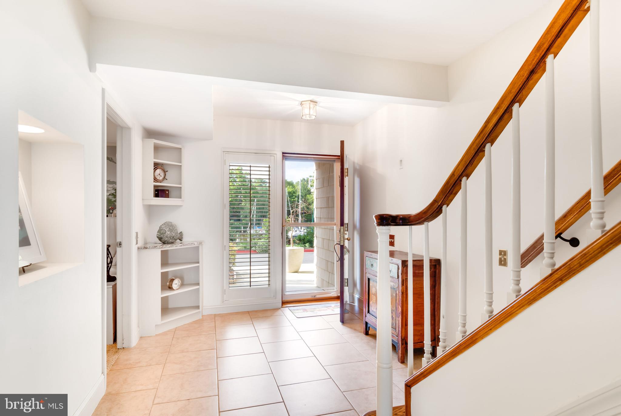 SEVERN HOUSE - Residential