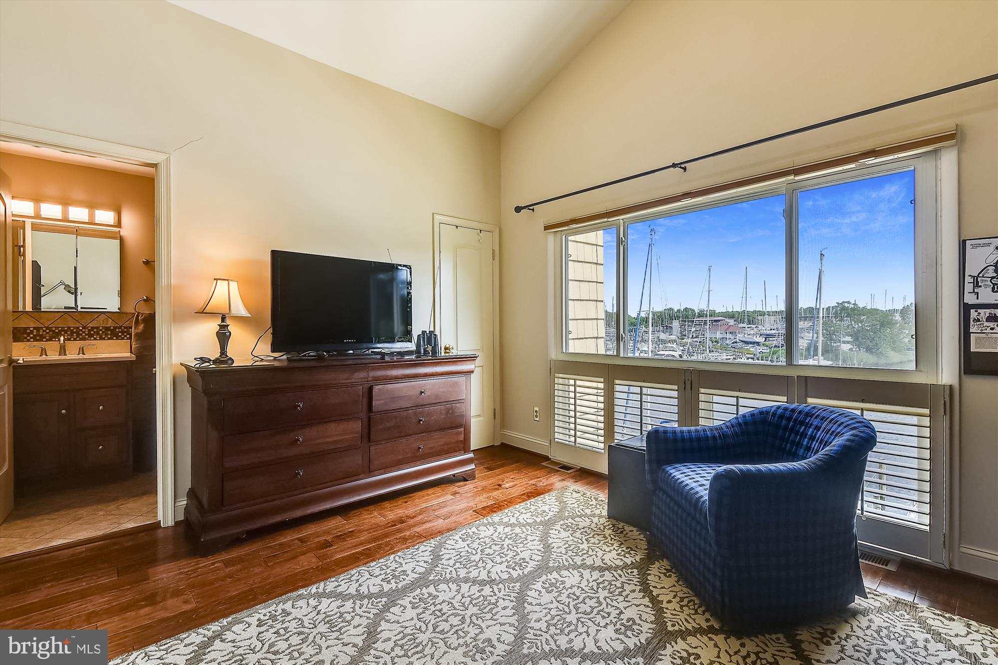 SEVERN HOUSE - Residential