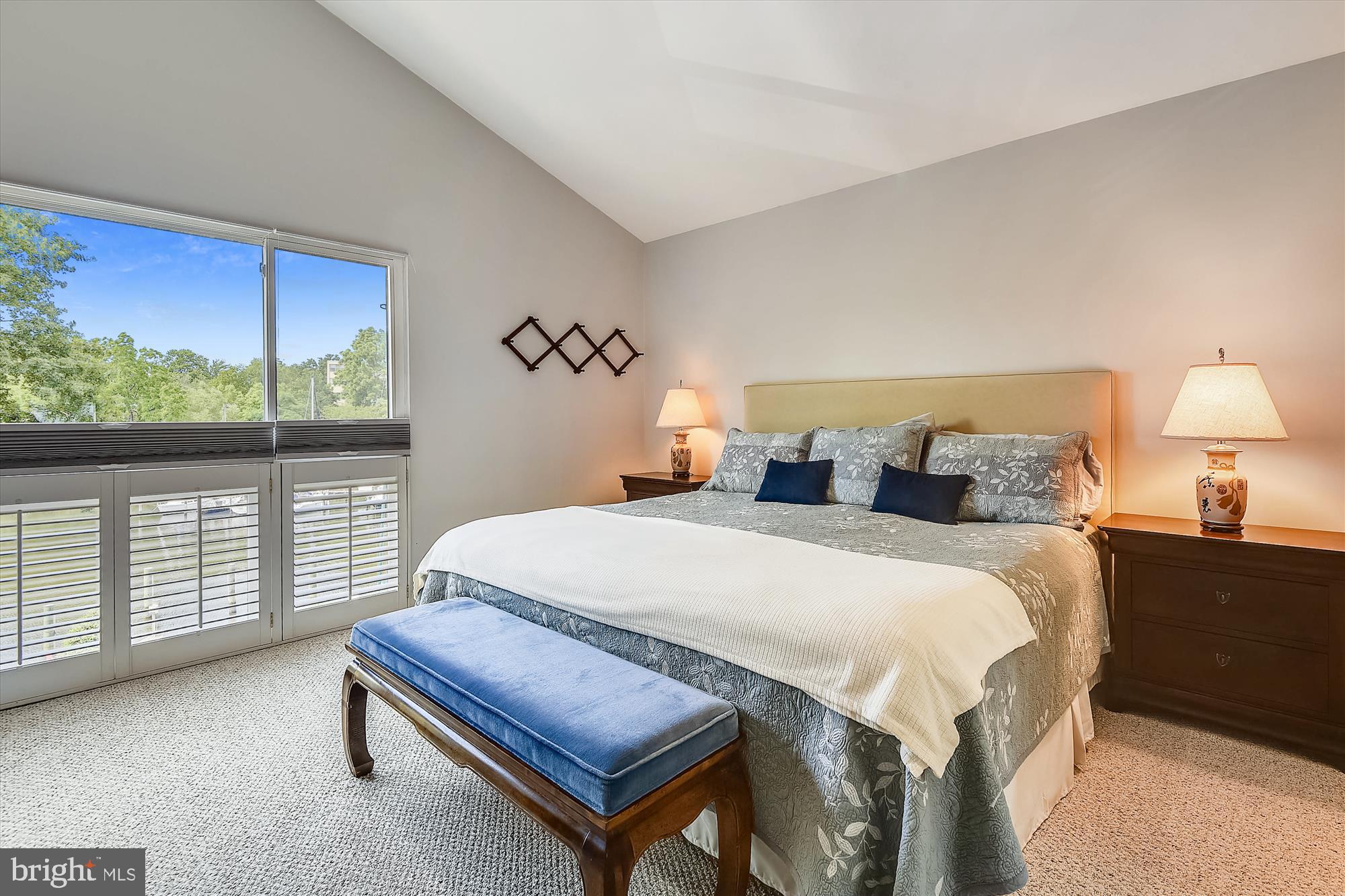 SEVERN HOUSE - Residential