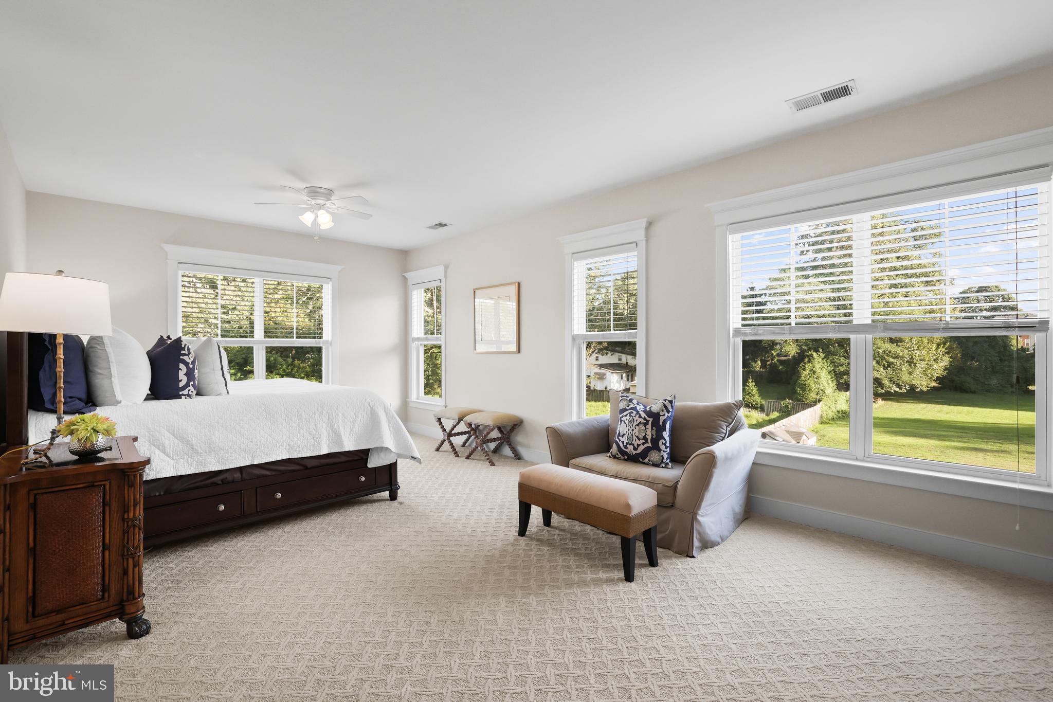 NEAR FALLS CHURCH - Residential