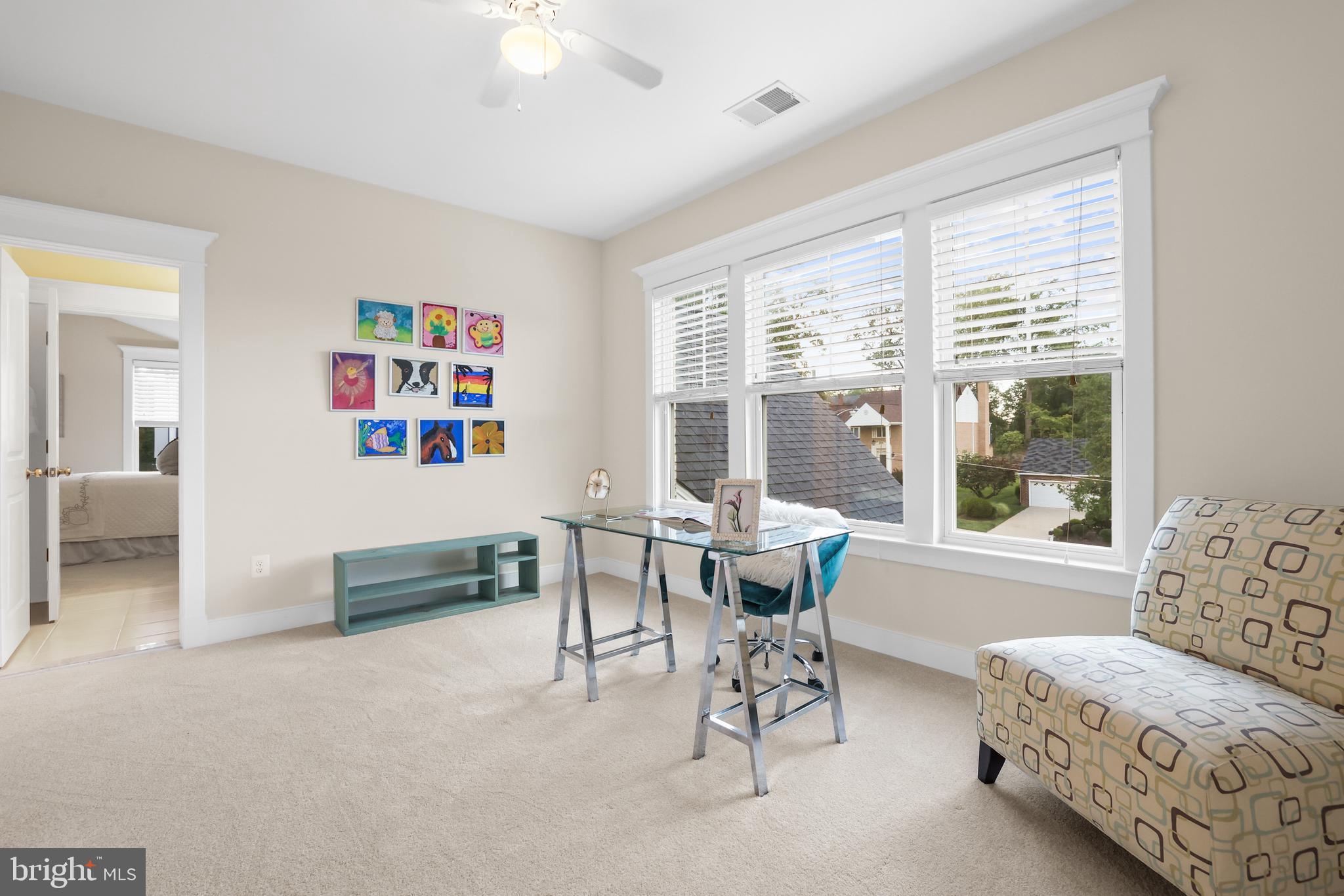 NEAR FALLS CHURCH - Residential