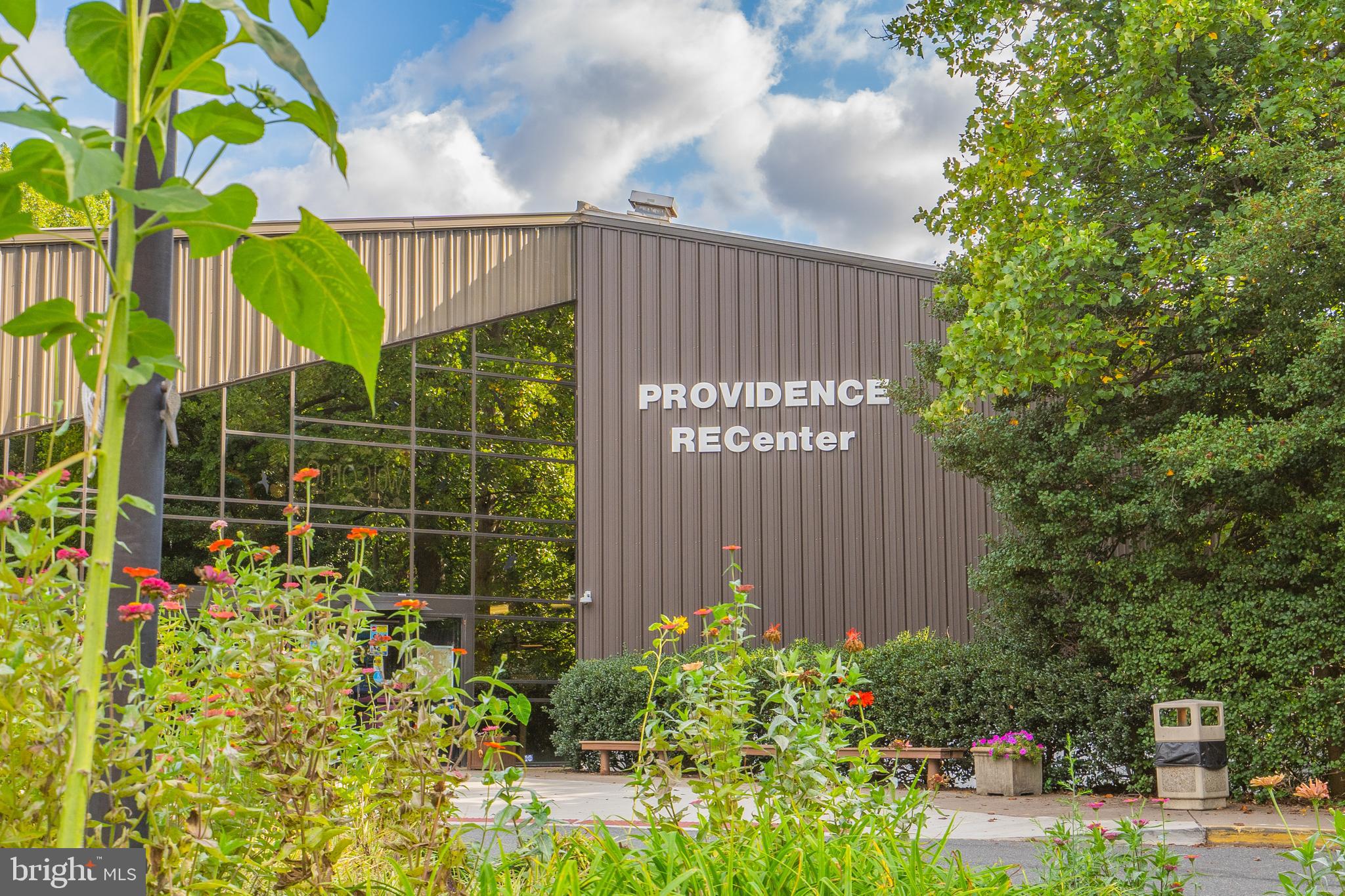 NEAR FALLS CHURCH - Residential